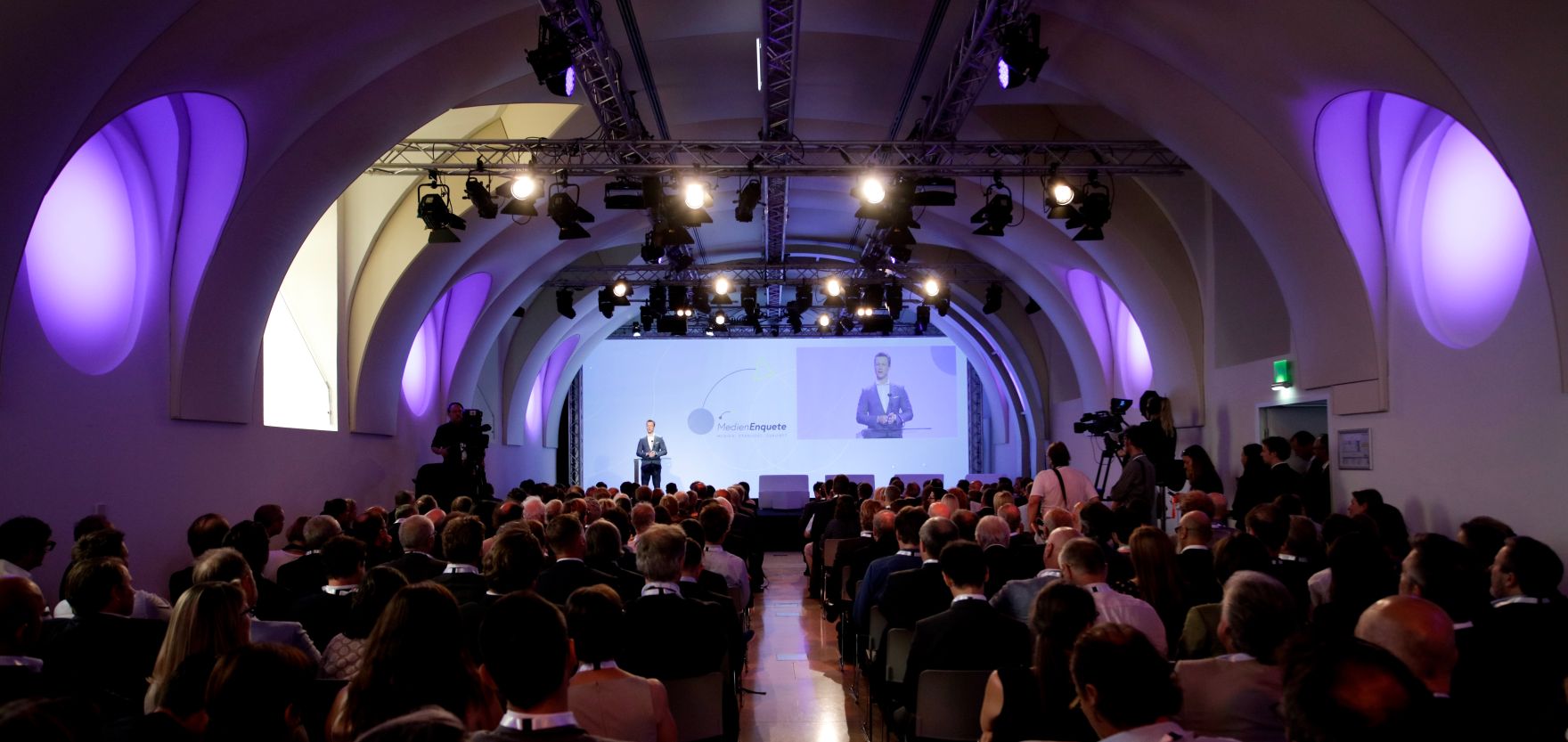 Am 7. Juni 2018 nahm Bundesminister Gernot Bl&uuml;mel am medienpolitischen Diskurs &quot;MedienEnquete&quot; teil.