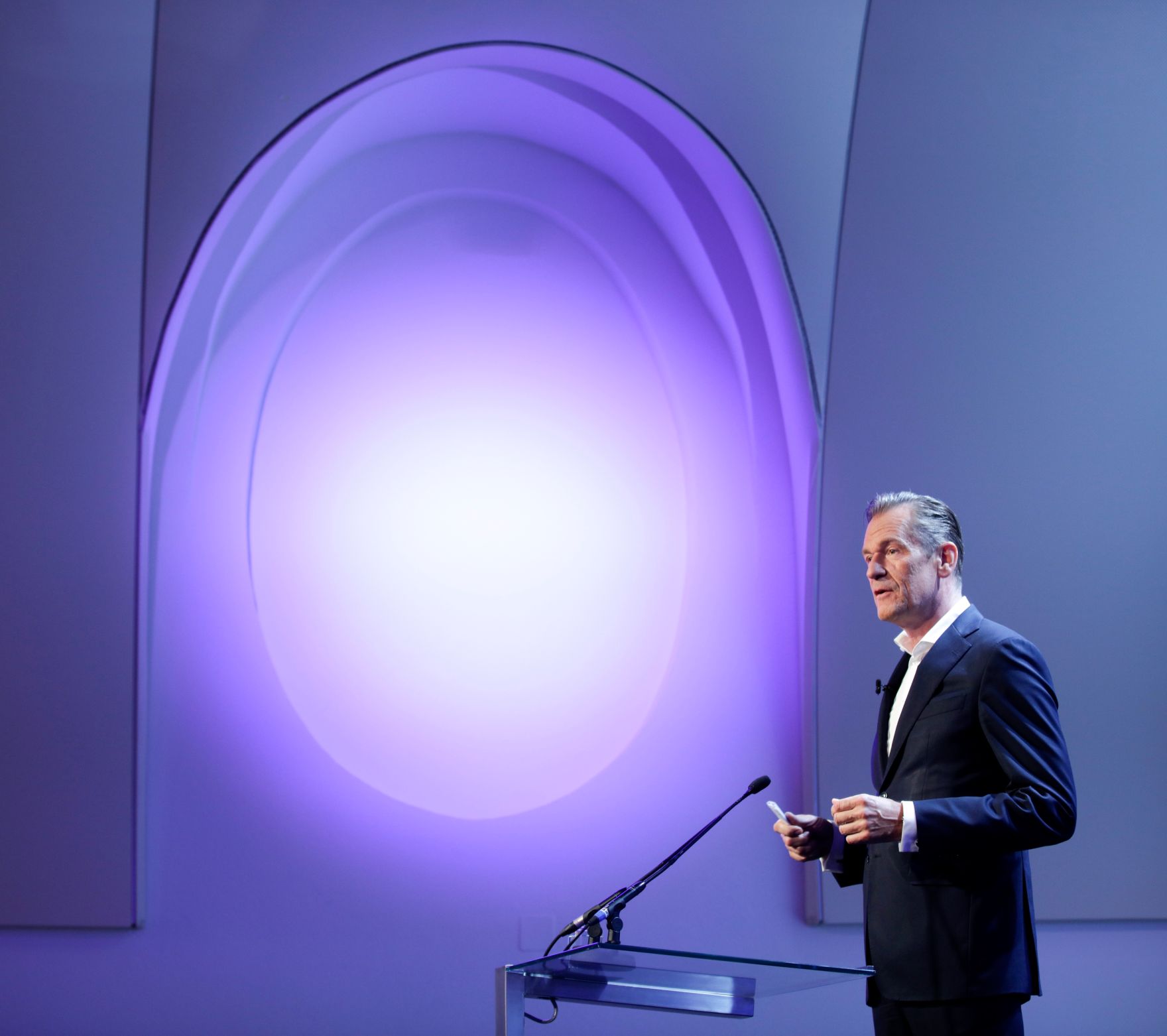 Am 7. Juni 2018 nahm Bundesminister Gernot Bl&uuml;mel am medienpolitischen Diskurs &quot;MedienEnquete&quot; teil. Im Bild der Pr&auml;sident des Bundesverbands Deutscher Zeitungsverleger Mathias D&ouml;pfner.