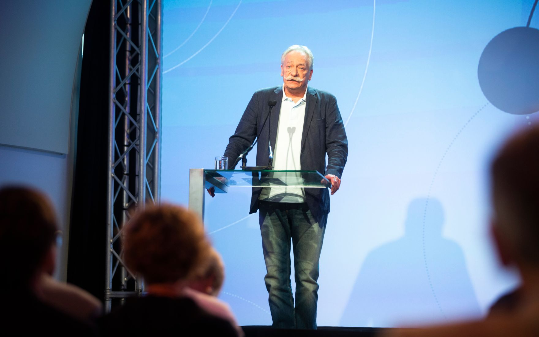 Am 8. Juni 2018 setzte Bundesminister Gernot Bl&uuml;mel seine Teilnahme am medienpolitischen Diskurs &quot;MedienEnquete&quot; fort. Im Bild der Gesch&auml;ftsf&uuml;hrende Gesellschafter und Chairman von TKD Media Thomas Koch.