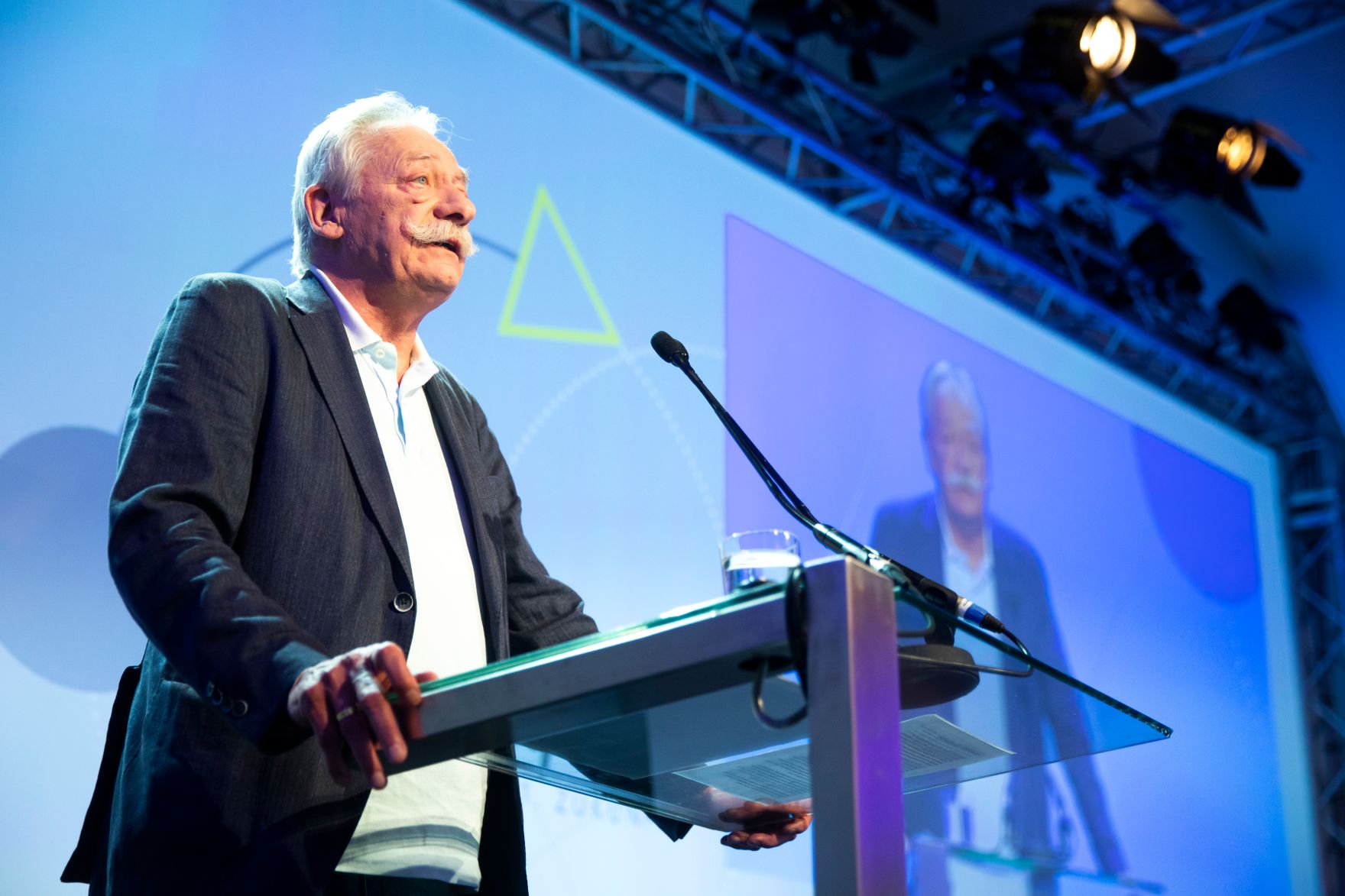 Am 8. Juni 2018 setzte Bundesminister Gernot Bl&uuml;mel seine Teilnahme am medienpolitischen Diskurs &quot;MedienEnquete&quot; fort. Im Bild der Gesch&auml;ftsf&uuml;hrende Gesellschafter und Chairman von TKD Media Thomas Koch.