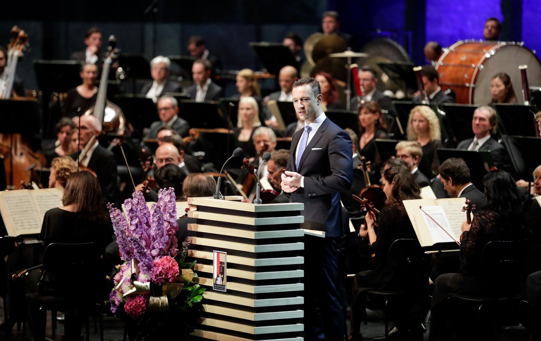 Am 27. Juli 2018 setzte Bundesminister Gernot Bl&uuml;mel (im Bild) seine Reise nach Salzburg anl&auml;sslich der Er&ouml;ffnung der Salzburger Festspiele fort.
