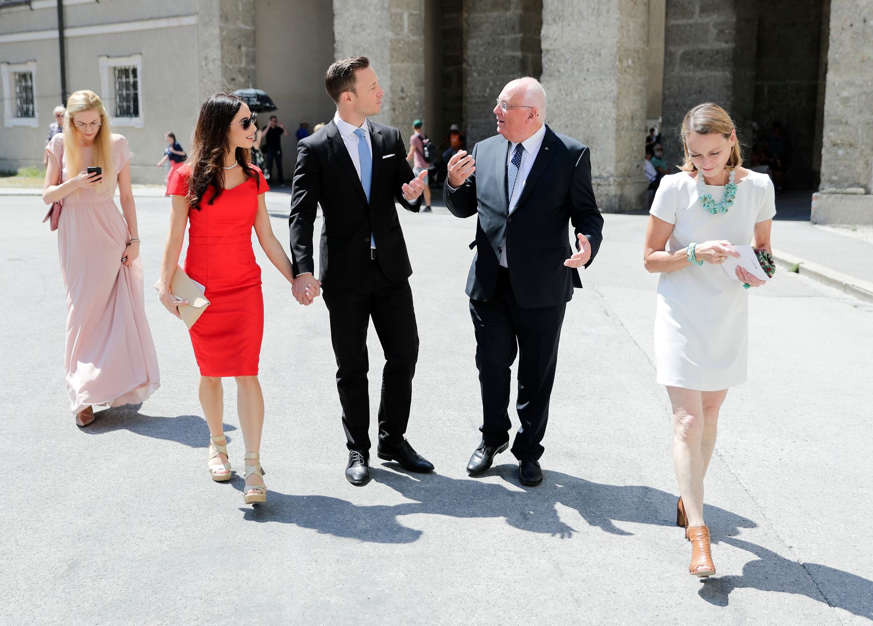 Am 27. Juli 2018 setzte Bundesminister Gernot Bl&uuml;mel seine Reise nach Salzburg anl&auml;sslich der Er&ouml;ffnung der Salzburger Festspiele fort.
