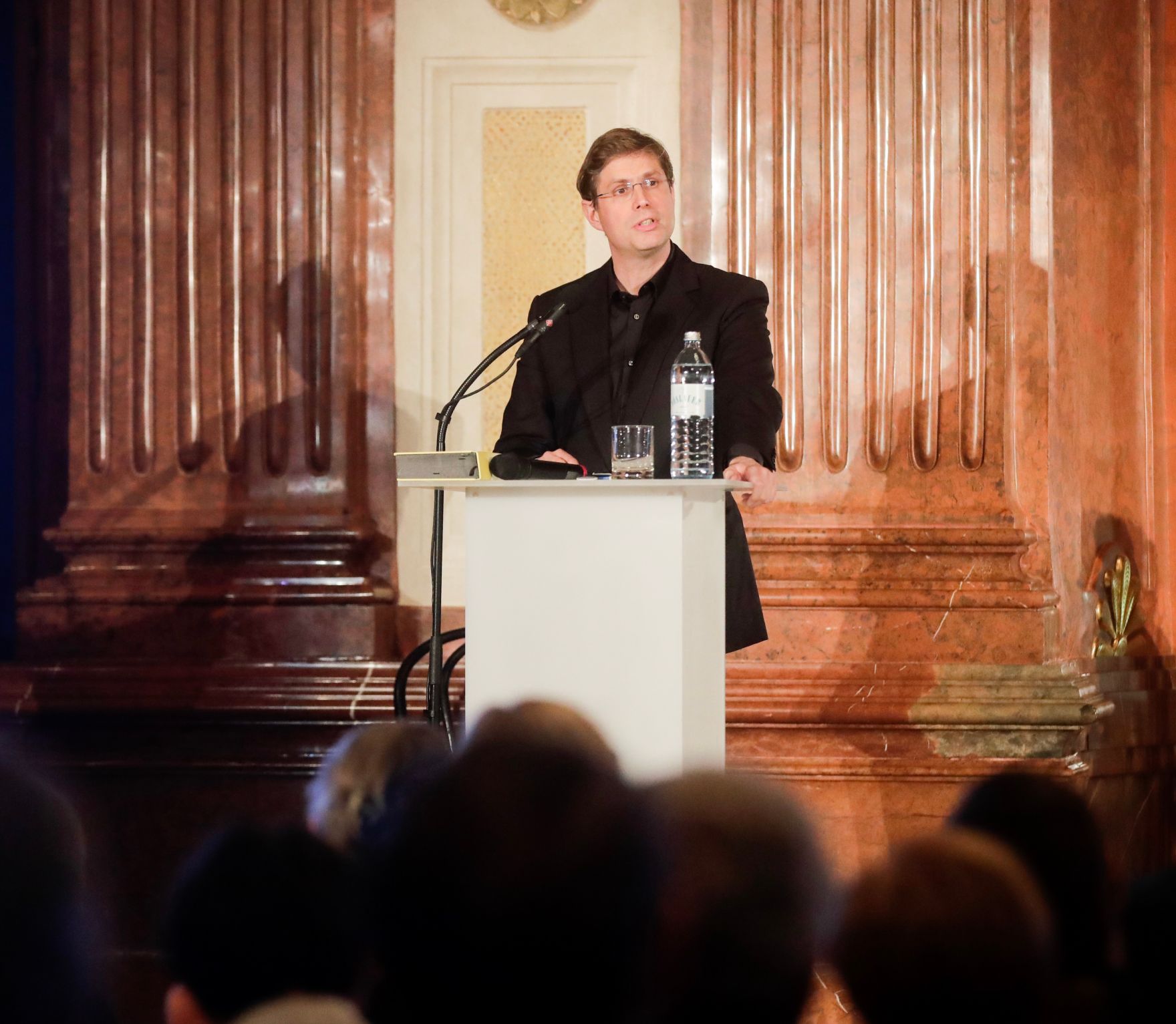 Am 6. November 2018 &uuml;berreichte Bundesminister Gernot Bl&uuml;mel gemeinsam mit EU-Kommissar Tibor Navracsics die Europ&auml;ischen Literaturpreise 2018. Im Bild Festredner Daniel Kehlmann.