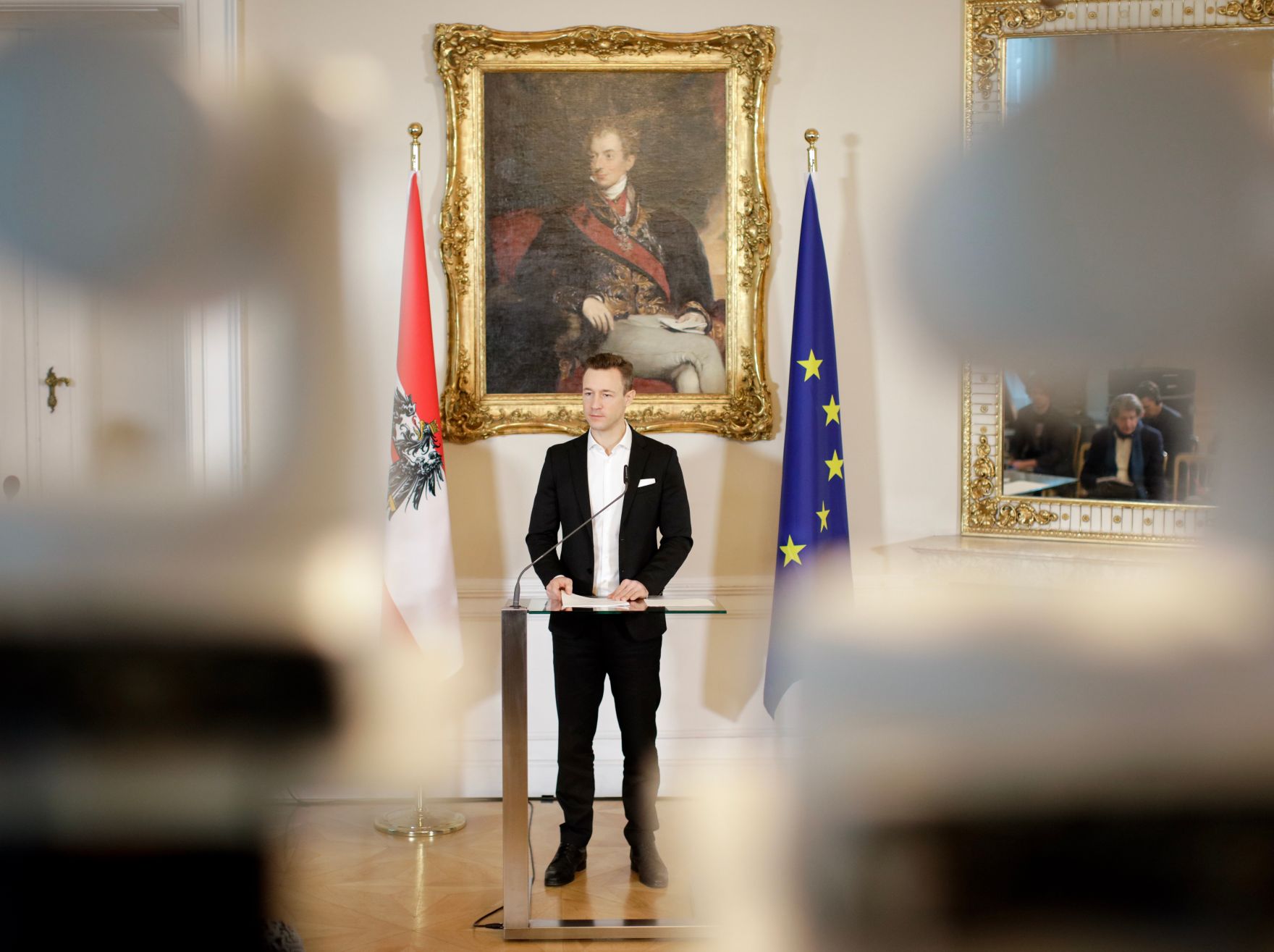 Am 14. Dezember 2018 gab Bundesminister Gernot Bl&uuml;mel (im Bild) eine Pressekonferenz zur Bilanz des ersten Jahres.