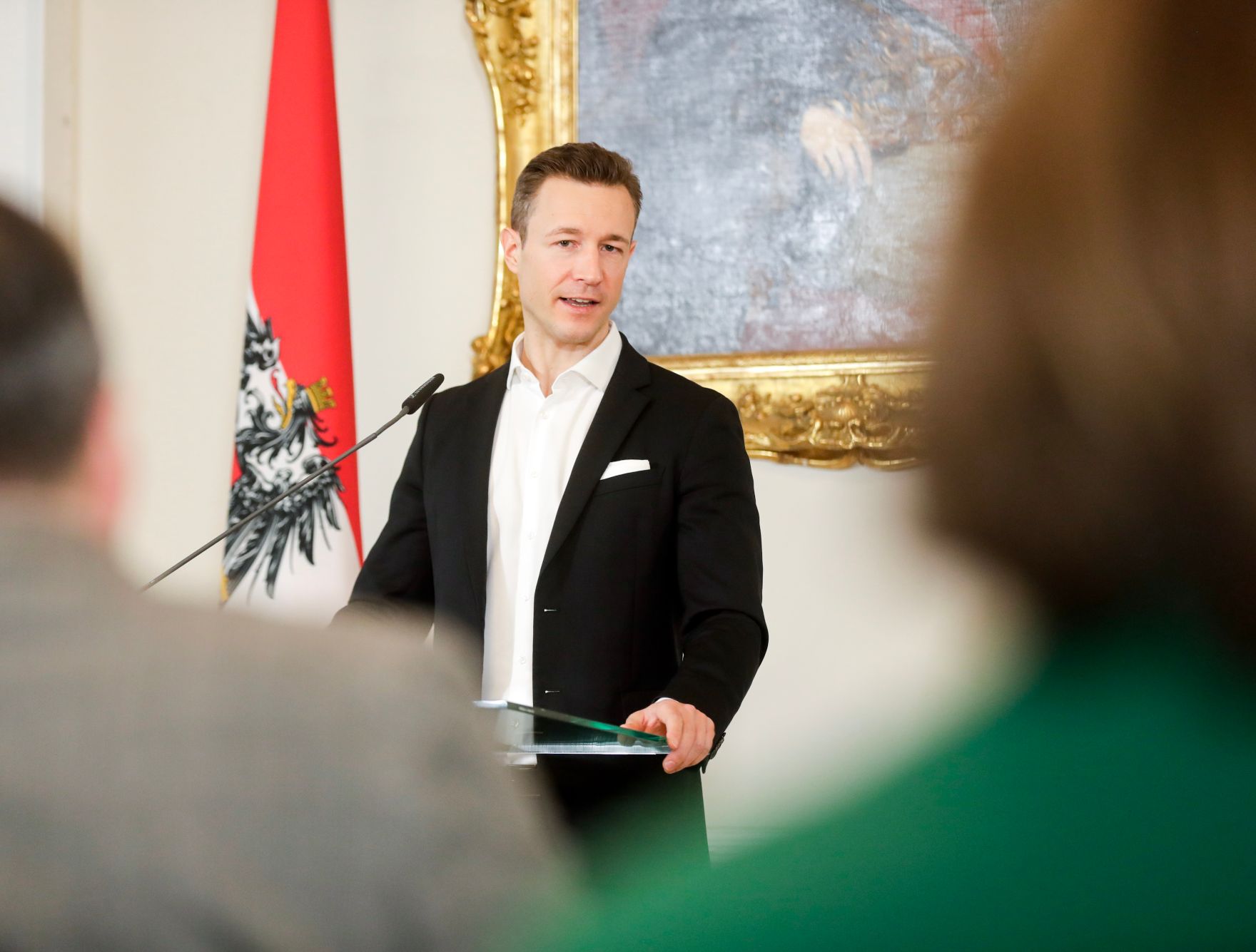 Am 14. Dezember 2018 gab Bundesminister Gernot Bl&uuml;mel (im Bild) eine Pressekonferenz zur Bilanz des ersten Jahres.