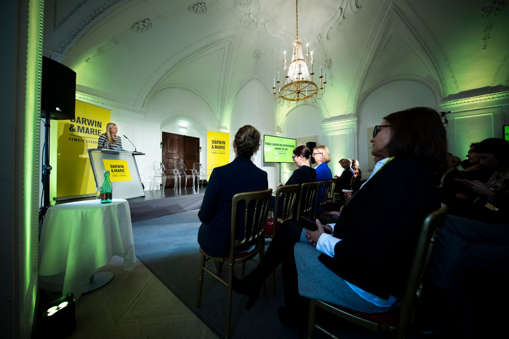 Am 17. J&auml;nner 2019 hielt Bundesministerin Juliane Bogner-Strau&szlig; (l.) eine Er&ouml;ffnungskeynote bei der Konferenz "Darwin &amp; Marie".