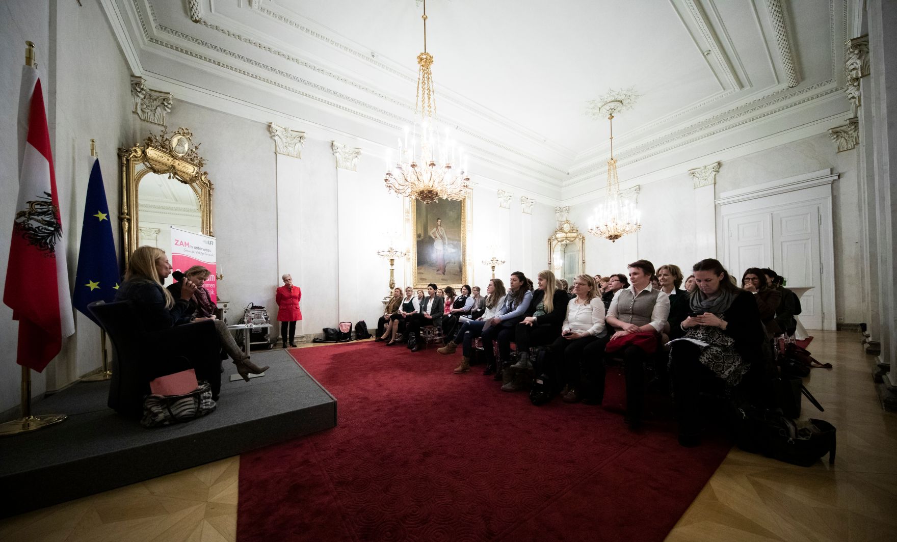 Am 28. J&auml;nner 2019 nahm Bundesministerin Juliane Bogner-Strau&szlig; (l.) an einem Kamingespr&auml;ch mit den Bundesb&auml;uerinnen teil.