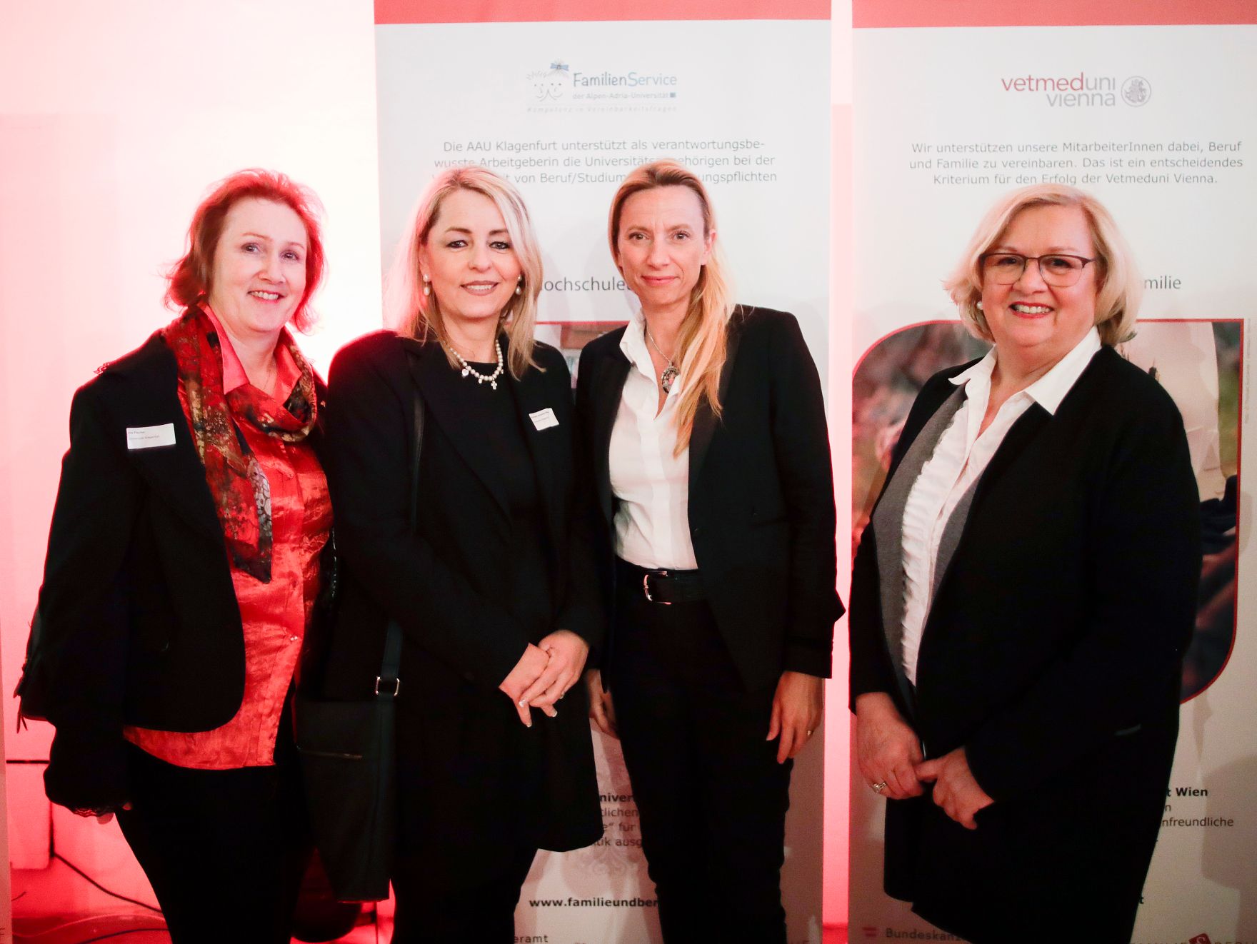 Am 29. J&auml;nner 2019 verlieh Bundesministerin Juliane Bogner-Strau&szlig; die Zertifikate f&uuml;r familienfreundliche Unternehmen.