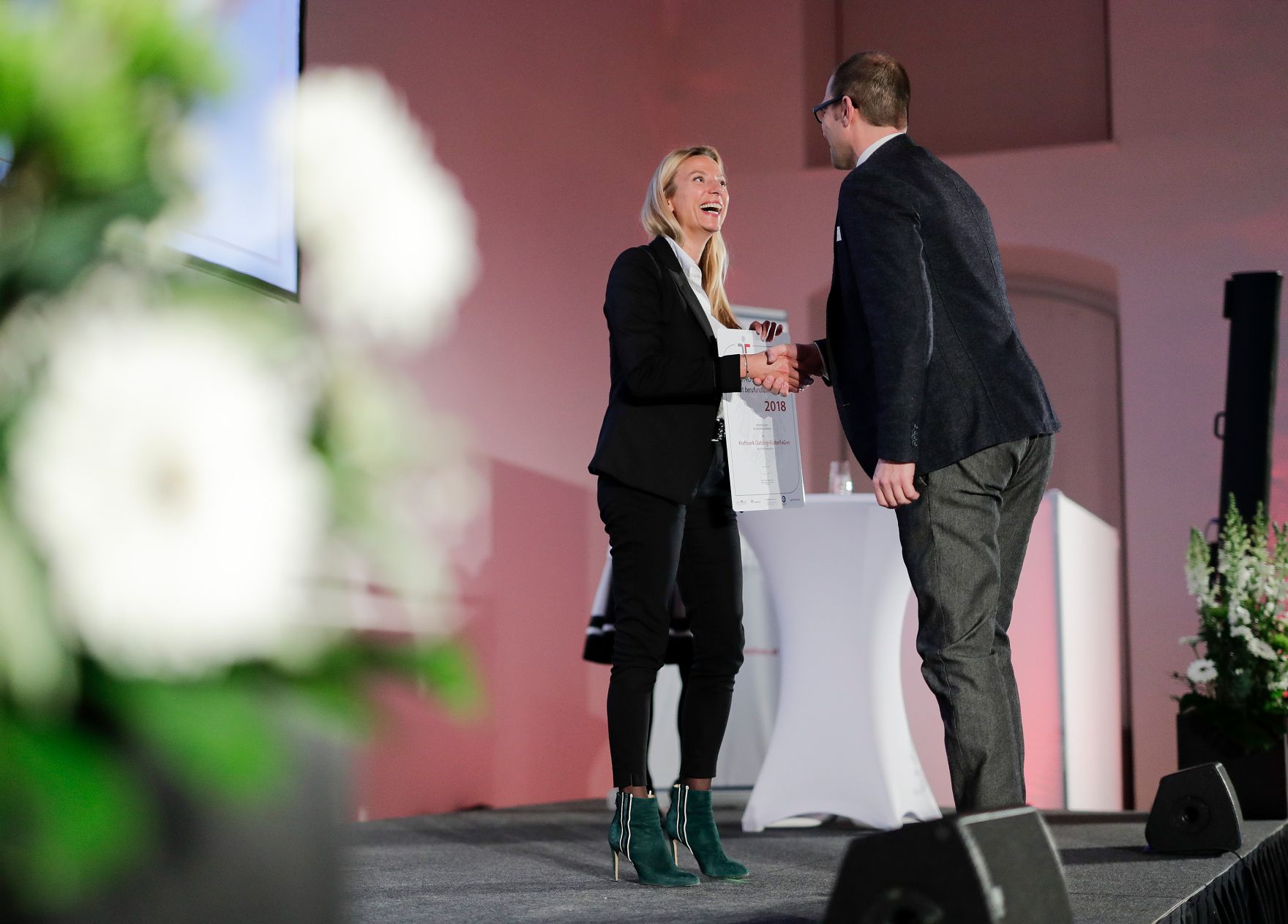 Am 29. J&auml;nner 2019 verlieh Bundesministerin Juliane Bogner-Strau&szlig; die Zertifikate f&uuml;r familienfreundliche Unternehmen.