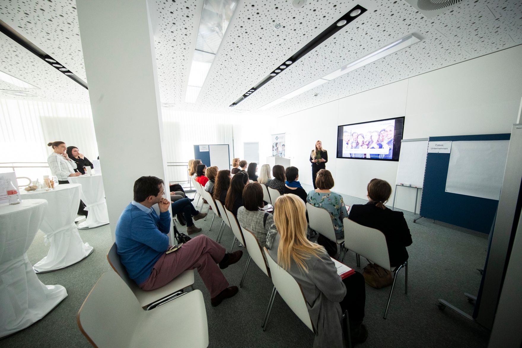 Am 28. Februar 2019 hielt Bundesministerin Juliane Bogner-Strau&szlig; eine Begr&uuml;&szlig;ungsrede zum Start der Workshopreihe "Women Empowerment - Frauen in F&uuml;hrungspositionen".