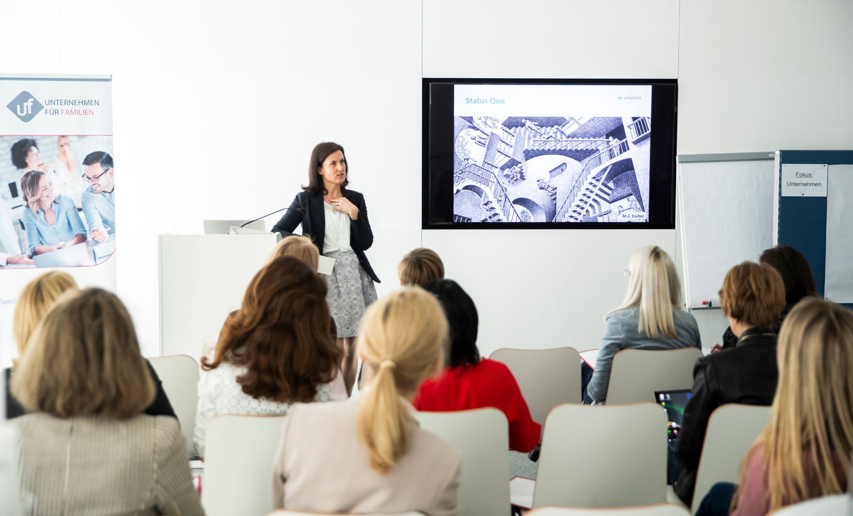 Am 28. Februar 2019 hielt Bundesministerin Juliane Bogner-Strau&szlig; eine Begr&uuml;&szlig;ungsrede zum Start der Workshopreihe "Women Empowerment - Frauen in F&uuml;hrungspositionen".