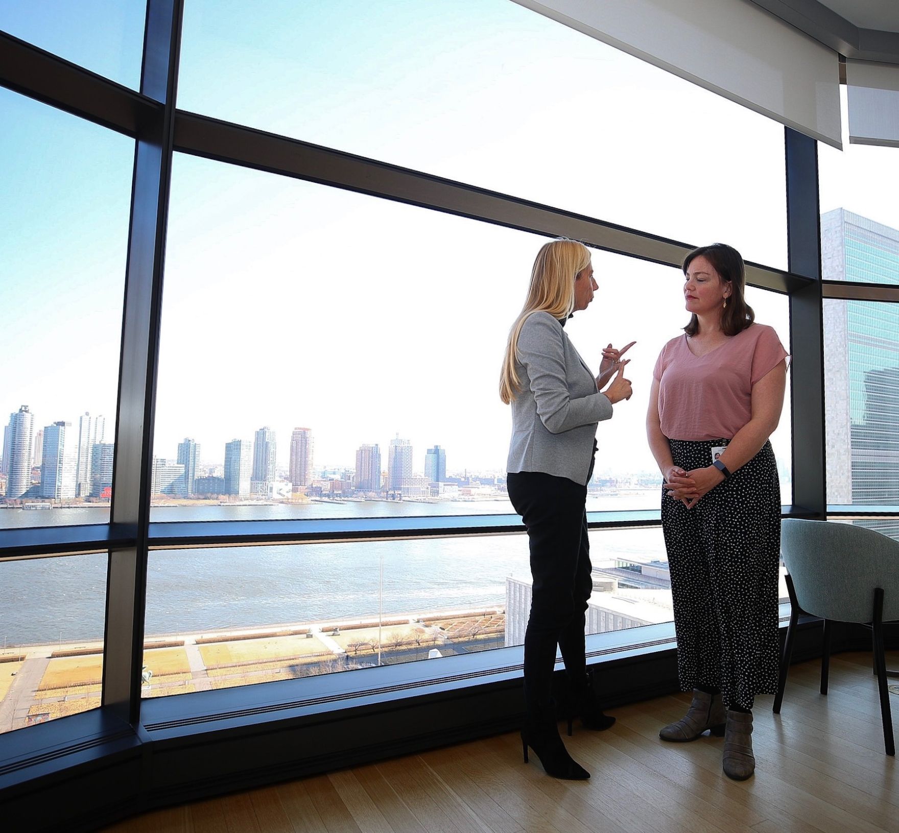 Am 11. M&auml;rz 2019 reiste Bundesministerin Juliane Bogner-Strau&szlig; (l.) nach New York zur Frauenstatuskommission der Vereinten Nationen. Im Bild mit der neuseel&auml;ndischen Frauenministerin Julie Anne Genter (r.).