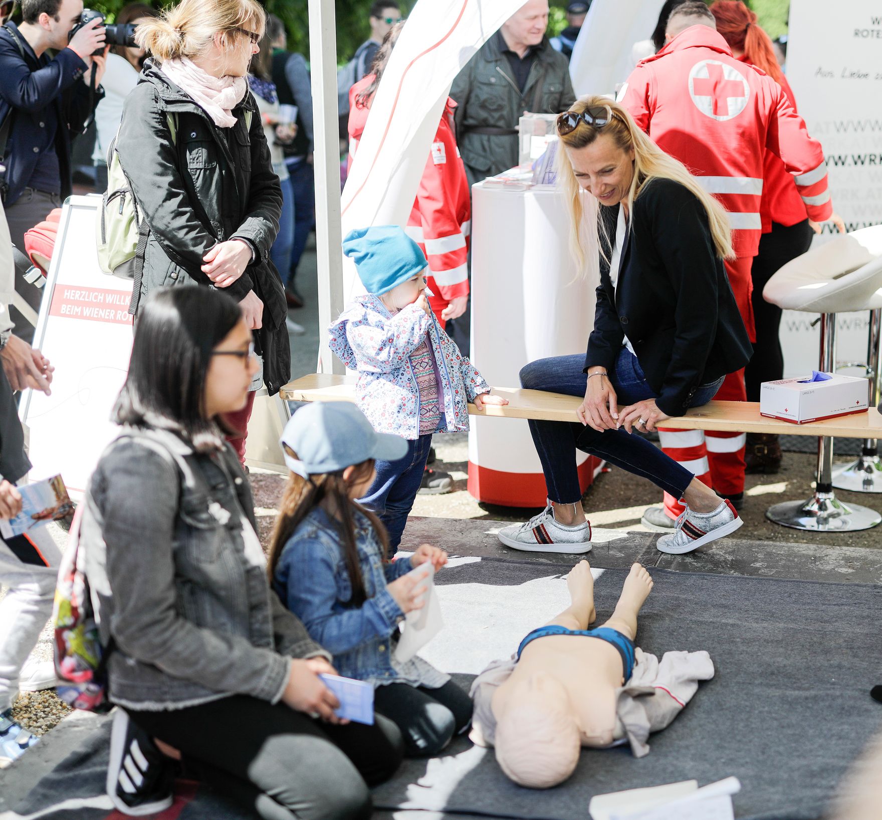Am 01. Mai 2019 lud Bundesministerin Juliane Bogner-Strau&szlig; l&auml;dt gemeinsam mit Bundesministerin Elisabeth K&ouml;stinger zu einem Familienfest im Schlossgarten Sch&ouml;nbrunn ein.