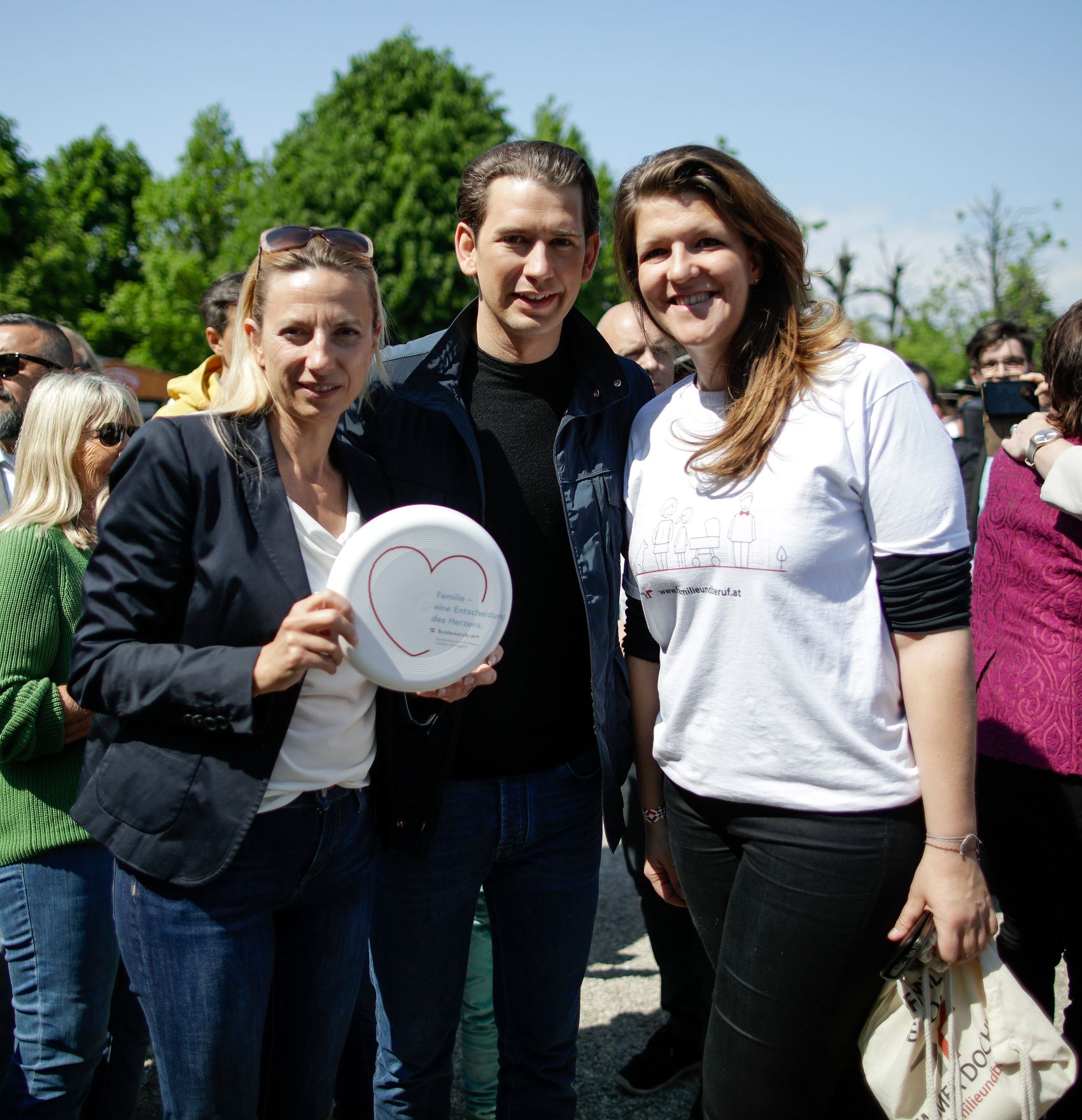 Am 01. Mai 2019 lud Bundesministerin Juliane Bogner-Strau&szlig; l&auml;dt gemeinsam mit Bundesministerin Elisabeth K&ouml;stinger zu einem Familienfest im Schlossgarten Sch&ouml;nbrunn ein.