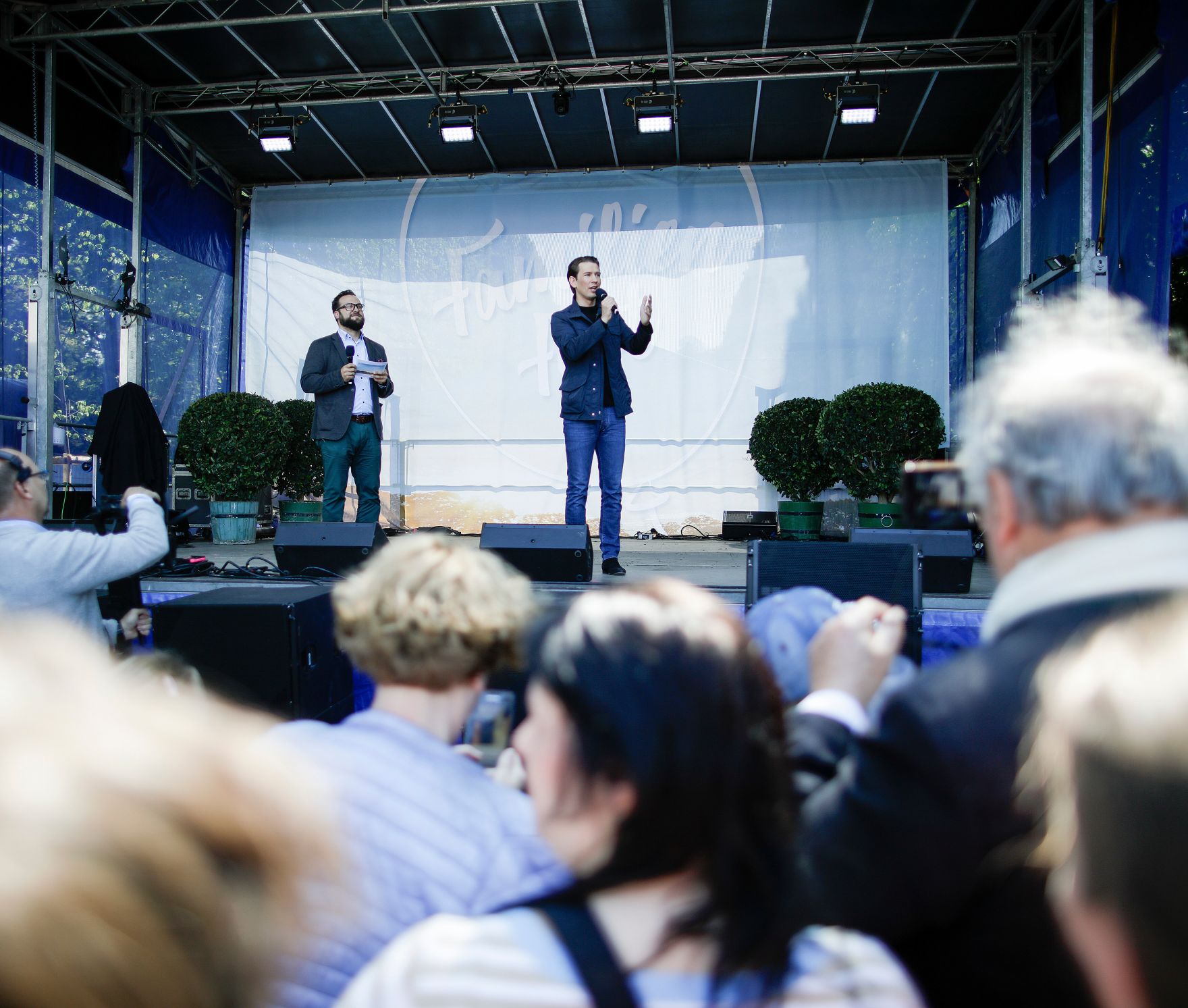 Am 01. Mai 2019 lud Bundesministerin Juliane Bogner-Strau&szlig; l&auml;dt gemeinsam mit Bundesministerin Elisabeth K&ouml;stinger zu einem Familienfest im Schlossgarten Sch&ouml;nbrunn ein.