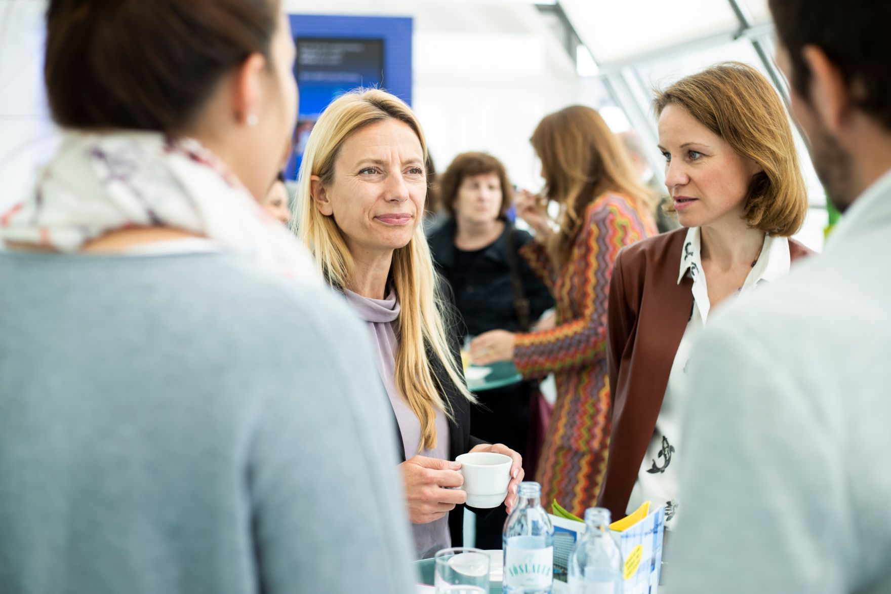 Am 3. Mai 2019 nahm Bundesministerin Juliane Bogner-Strau&szlig; (l.) am Vernetzungstreffen zum Thema Women Empowerment ein. Im Bild mit der IBM &Ouml;sterreich Generaldirektorin Patricia Neumann (r.).