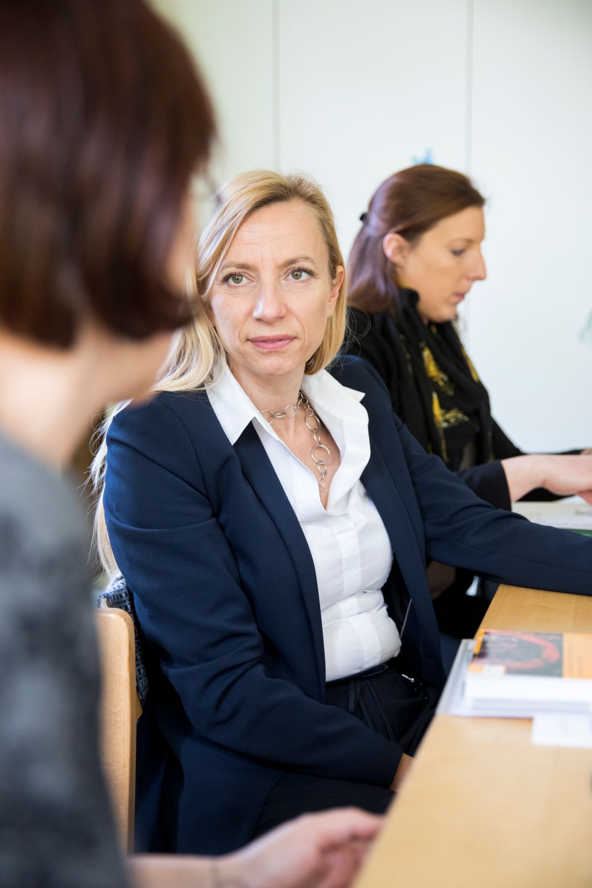 Am 1. Februar 2018 besuchte Bundesministerin Juliane Bogner-Strau&szlig; (m.) den Verein "Rainbows" in Graz.