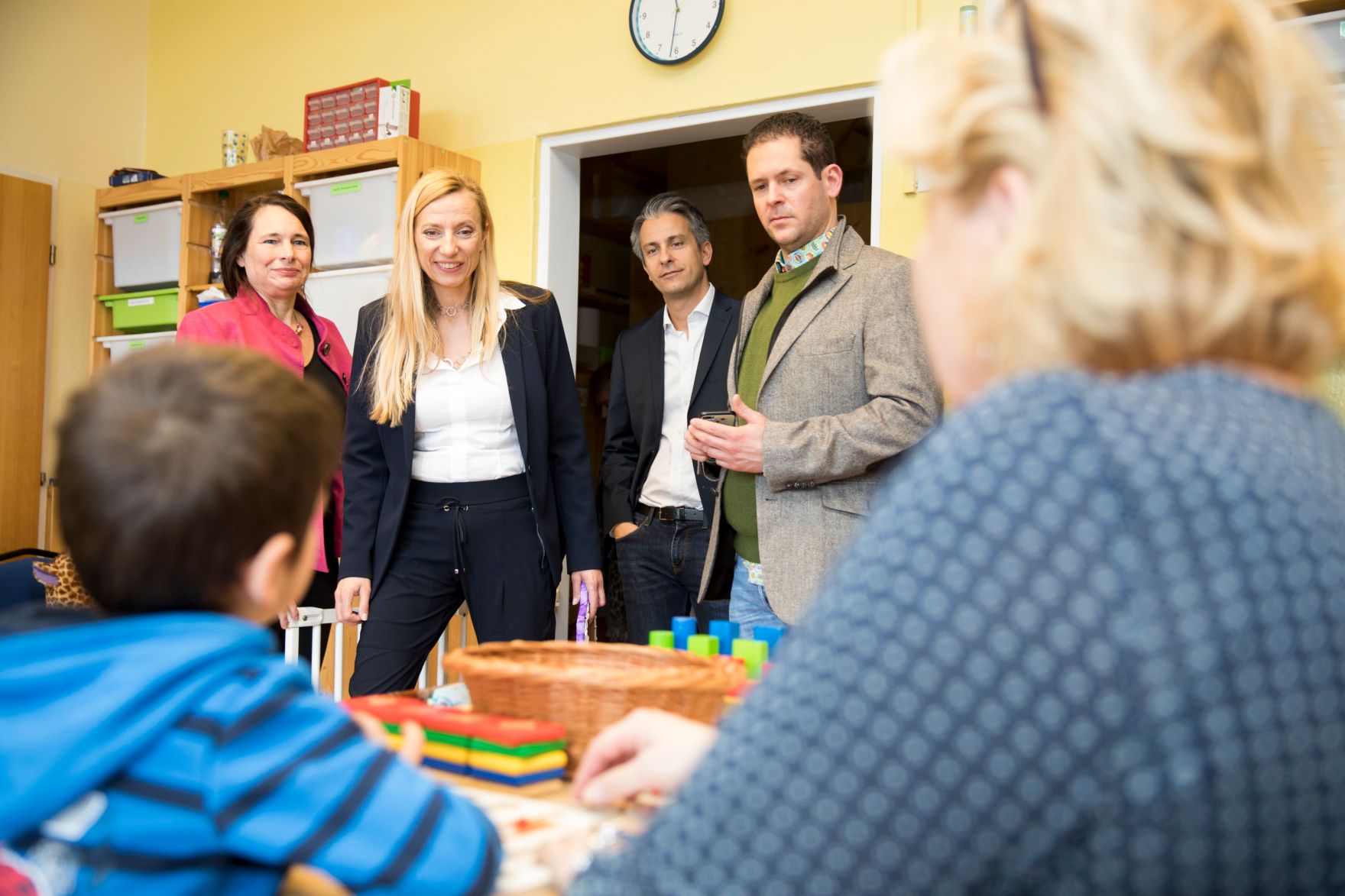 Am 1. Februar 2018 besuchte Bundesministerin Juliane Bogner-Strau&szlig; (m.l.) den heilp&auml;dagogischen Kindergarten Panoramagasse in Graz.