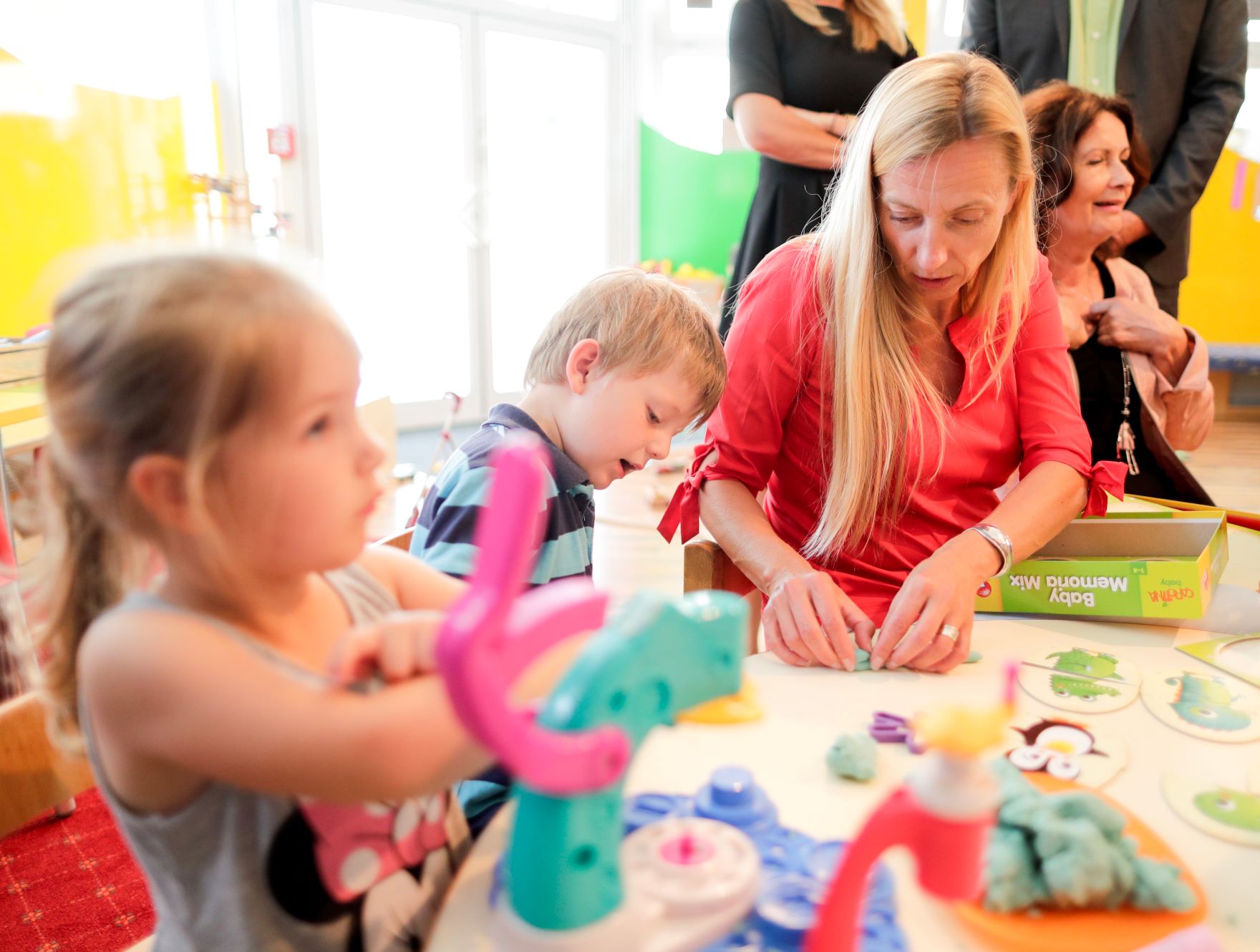 Am 4. Juni 2018 reiste Bundesministerin Juliane Bogner-Strau&szlig; im Zuge eines Bundesl&auml;ndertags nach K&auml;rnten. Im Bild beim Besuch der "Kinderwerkstadt Klagenfurt".