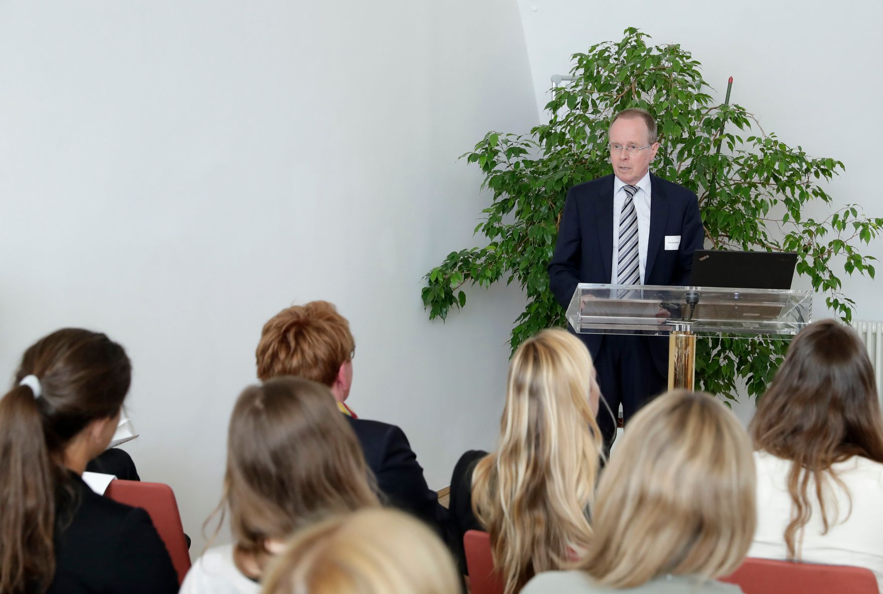 Am 25. Juni 2018 nahm Bundesministerin Juliane Bogner-Strau&szlig; an der Veranstaltungsreihe "Gleichstellung im Gespr&auml;ch" teil.
