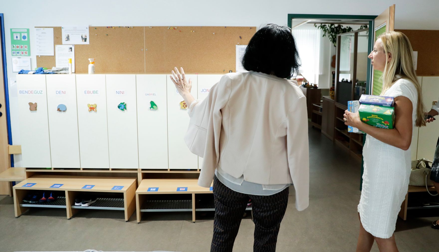 Am 26. Juli 2018 reiste Bundesministerin Juliane Bogner-Strau&szlig; (r.) im Zuge eines Bundesl&auml;ndertags nach Ober&ouml;sterreich. Im Bild zu Besuch beim Verein f&uuml;r Frauen und Qualifikation.