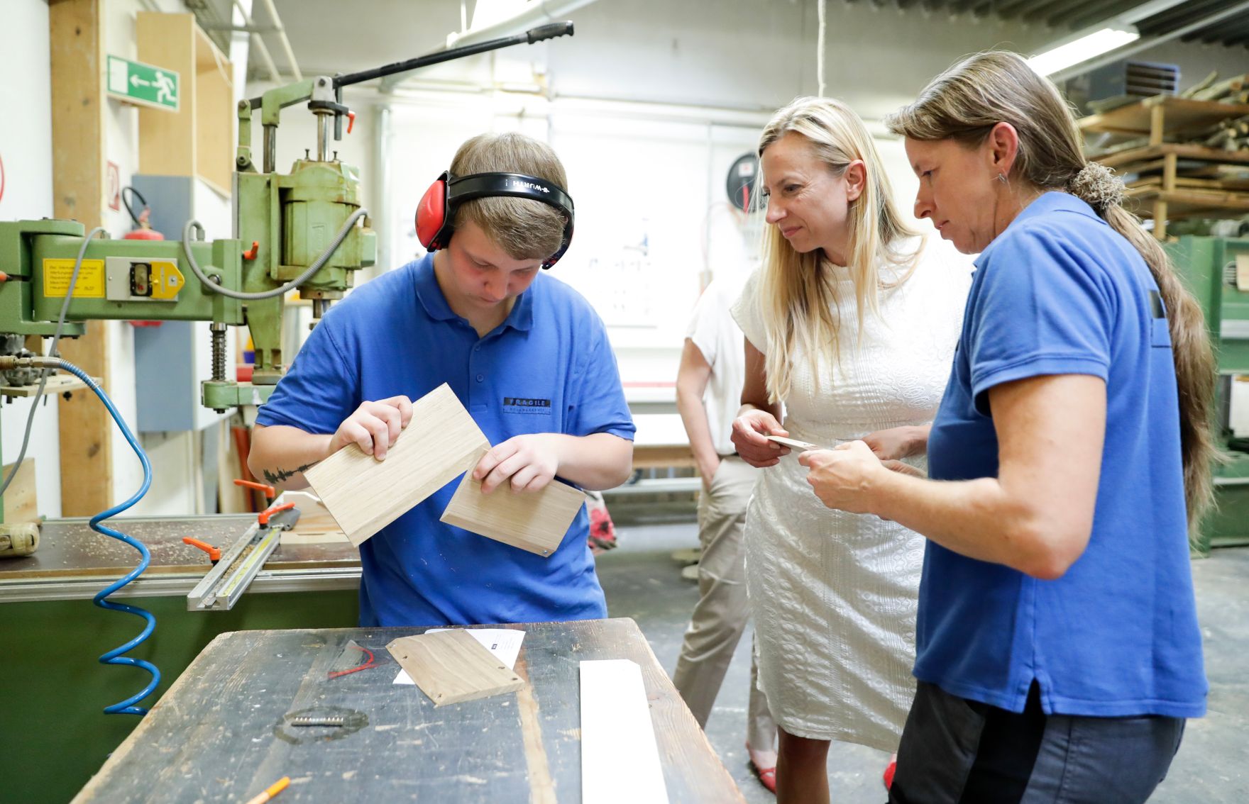 Am 26. Juli 2018 reiste Bundesministerin Juliane Bogner-Strau&szlig; (m.) im Zuge eines Bundesl&auml;ndertags nach Ober&ouml;sterreich. Im Bild zu Besuch beim Verein f&uuml;r Frauen und Qualifikation.