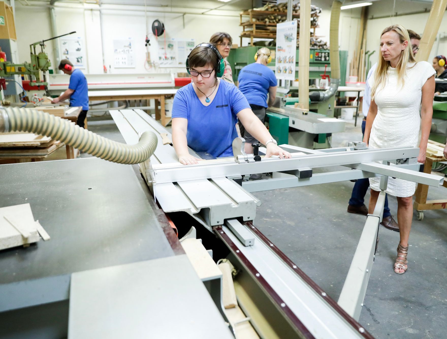 Am 26. Juli 2018 reiste Bundesministerin Juliane Bogner-Strau&szlig; (r.) im Zuge eines Bundesl&auml;ndertags nach Ober&ouml;sterreich. Im Bild zu Besuch beim Verein f&uuml;r Frauen und Qualifikation.