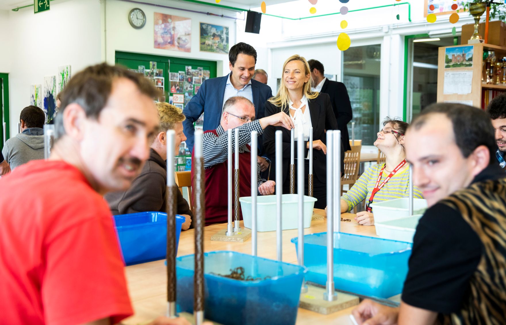 Am 24. September 2018 reiste Bundesministerin Juliane Bogner-Strau&szlig; anl&auml;sslich eines Bundesl&auml;ndertags nach Nieder&ouml;sterreich. Im Bild beim Besuch der Tagesst&auml;tte f&uuml;r Behinderte in Sankt P&ouml;lten.