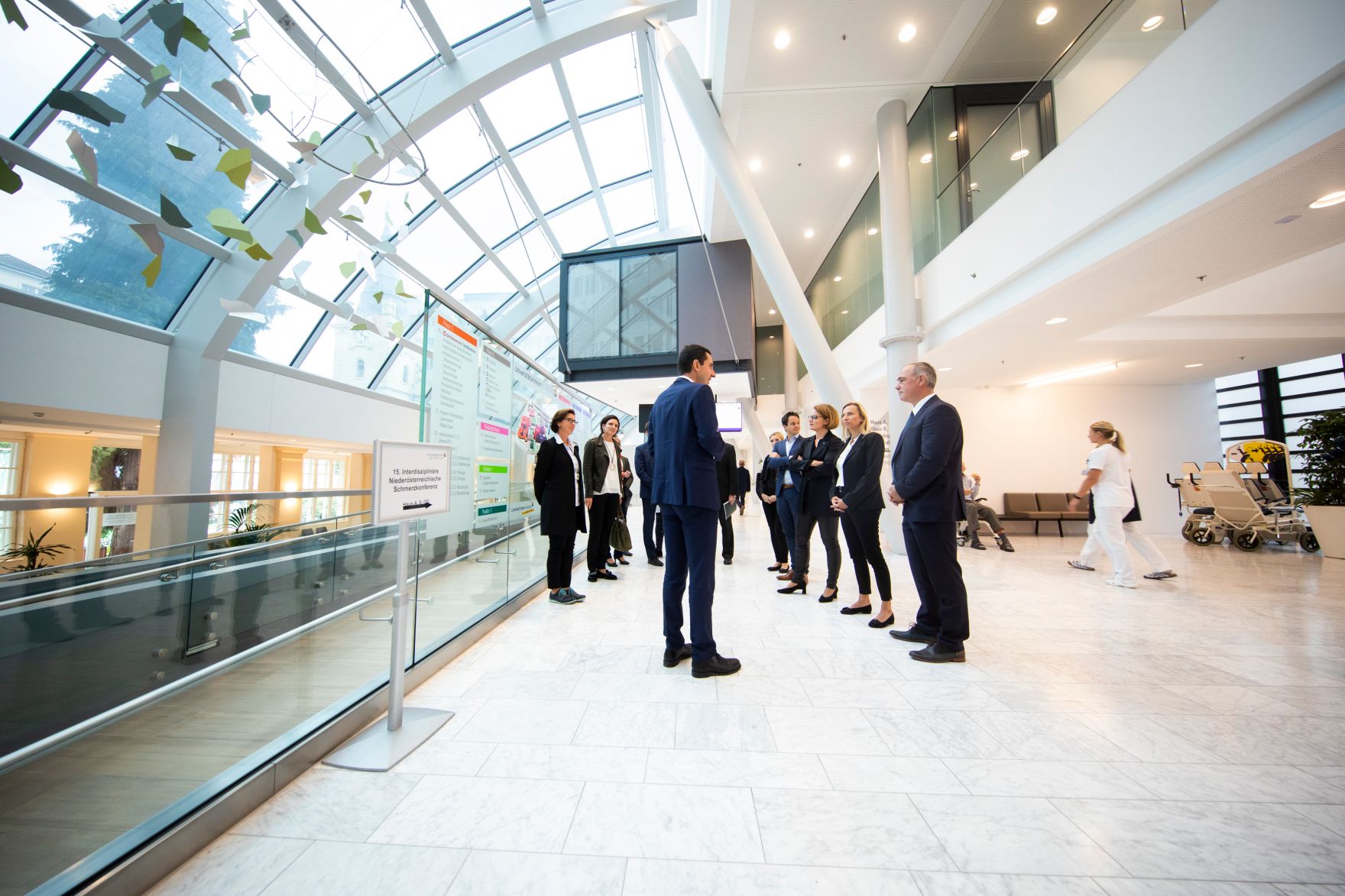 Am 24. September 2018 reiste Bundesministerin Juliane Bogner-Strau&szlig; anl&auml;sslich eines Bundesl&auml;ndertags nach Nieder&ouml;sterreich. Im Bild beim Besuch der Firma Markas im Uniklinikum in Sankt P&ouml;lten.