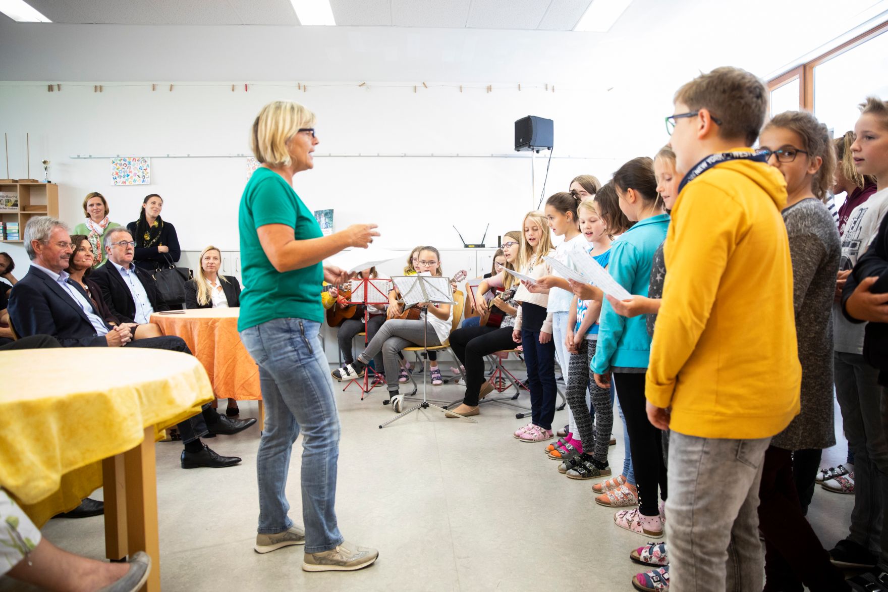 Am 24. September 2018 reiste Bundesministerin Juliane Bogner-Strau&szlig; anl&auml;sslich eines Bundesl&auml;ndertags nach Nieder&ouml;sterreich. Im Bild beim "Speed Talking" des nieder&ouml;sterreichischen Familienbundes in Frankenfels.