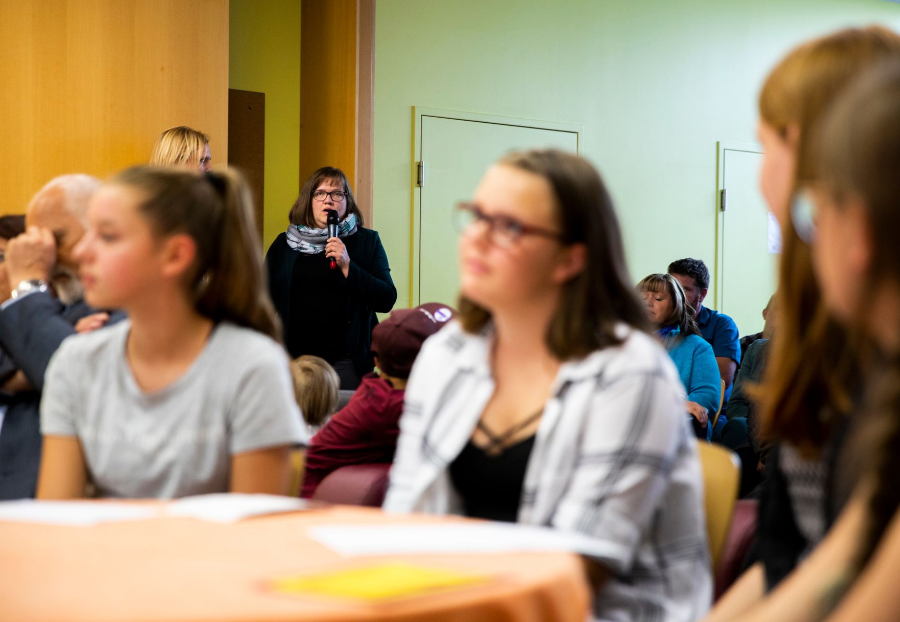 Am 24. September 2018 reiste Bundesministerin Juliane Bogner-Strau&szlig; anl&auml;sslich eines Bundesl&auml;ndertags nach Nieder&ouml;sterreich. Im Bild beim "Speed Talking" des nieder&ouml;sterreichischen Familienbundes in Frankenfels.