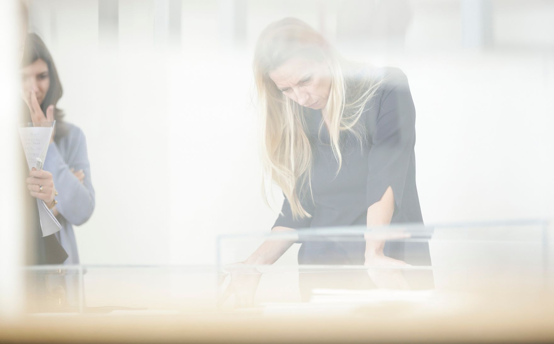 Am 27. September 2018 besuchte Bundesministerin Juliane Bogner-Strau&szlig; (im Bild) die Ausstellung "40 Jahre Wiener Frauenh&auml;user" im Volkskundemuseum.