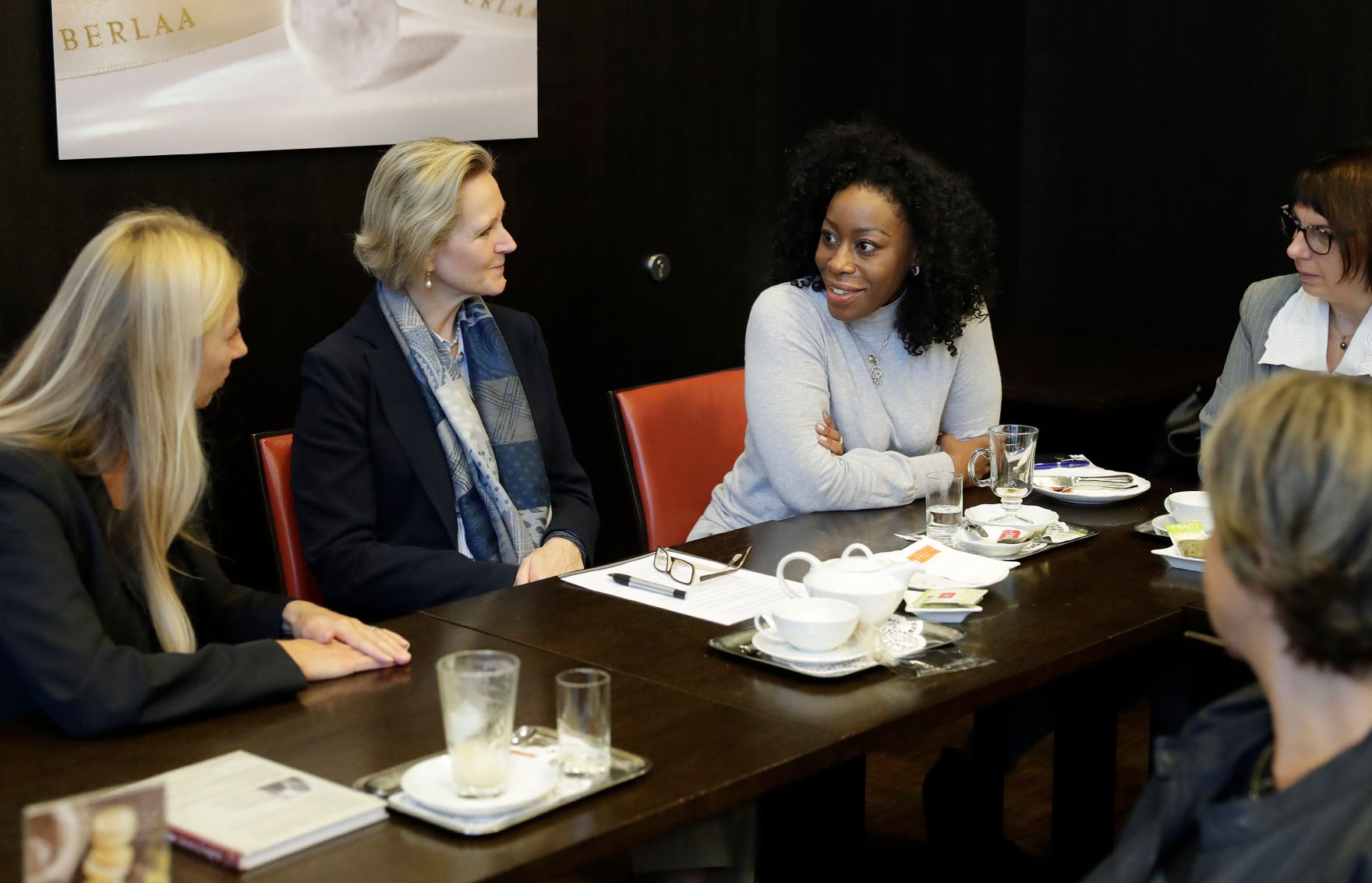 Am 9. Oktober 2018 nahm Bundesministerin Juliane Bogner-Strau&szlig; (l.) an einem Fr&uuml;hst&uuml;ck des Forums "Frau im &Ouml;sterreichischen Gewerbeverein" teil.