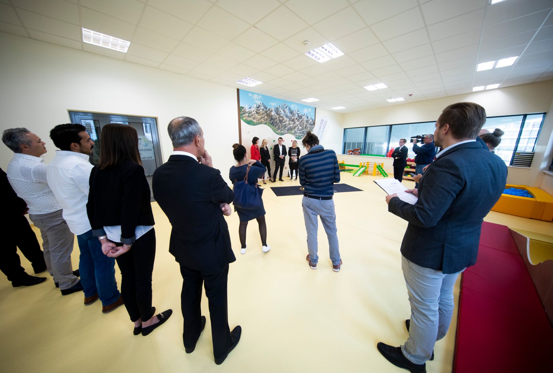Am 17. Oktober 2018 nahm Bundesministerin Juliane Bogner-Strau&szlig; an der Er&ouml;ffnung des Kindergartens Sonneninsel am Austria Campus teil.