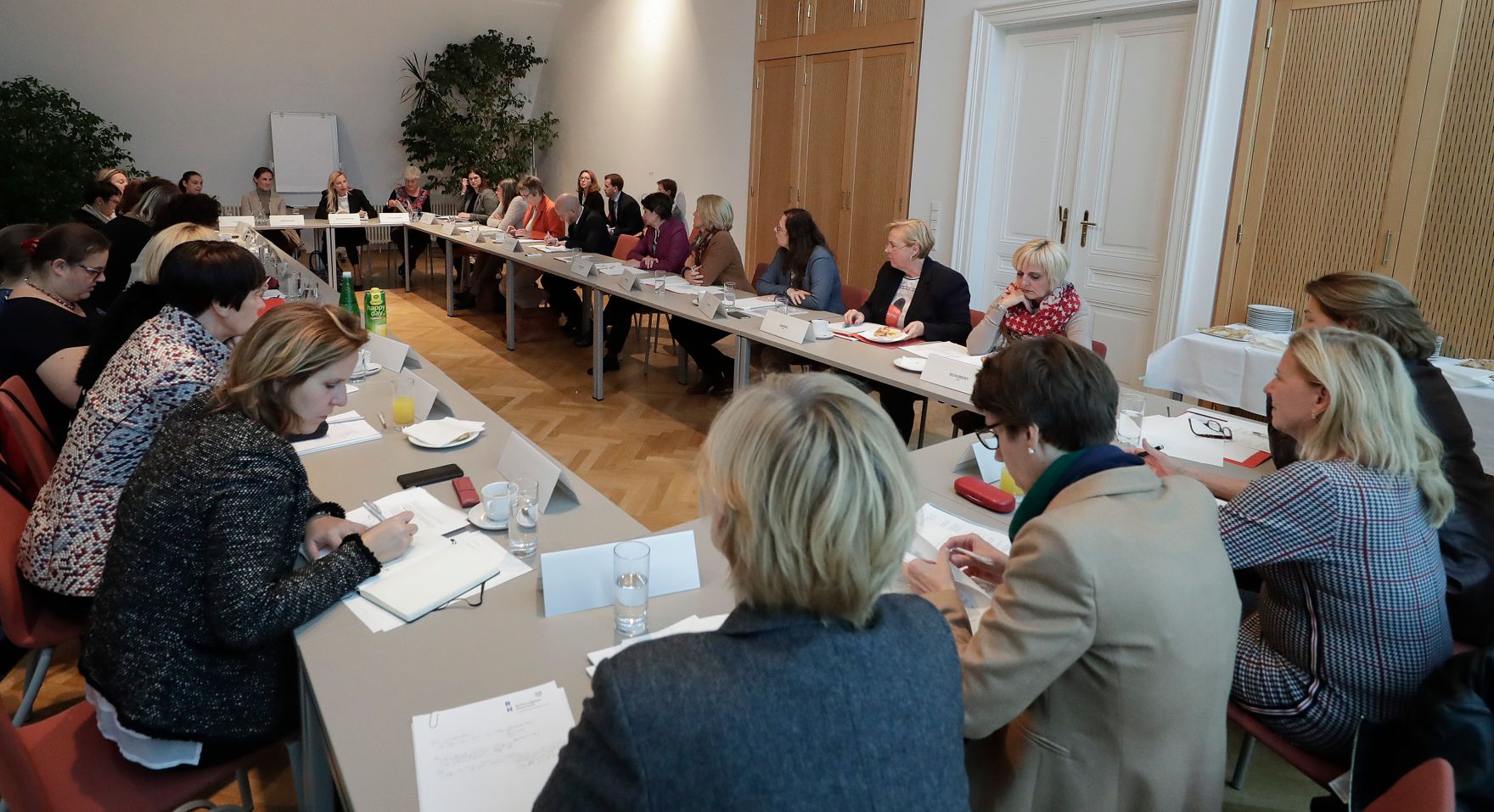 Am 24. Oktober 2018 nahm Bundesministerin Juliane Bogner-Strau&szlig; an der Sitzung der interministeriellen Arbeitsgruppe f&uuml;r Gleichbehandlungsfragen teil.