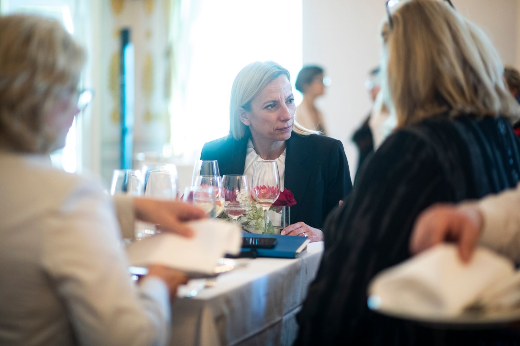Am 30. Oktober 2018 nahm Bundesministerin Juliane Bogner-Strau&szlig; (im Bild) am CEO Business Lunch im Bundeskanzleramt teil.