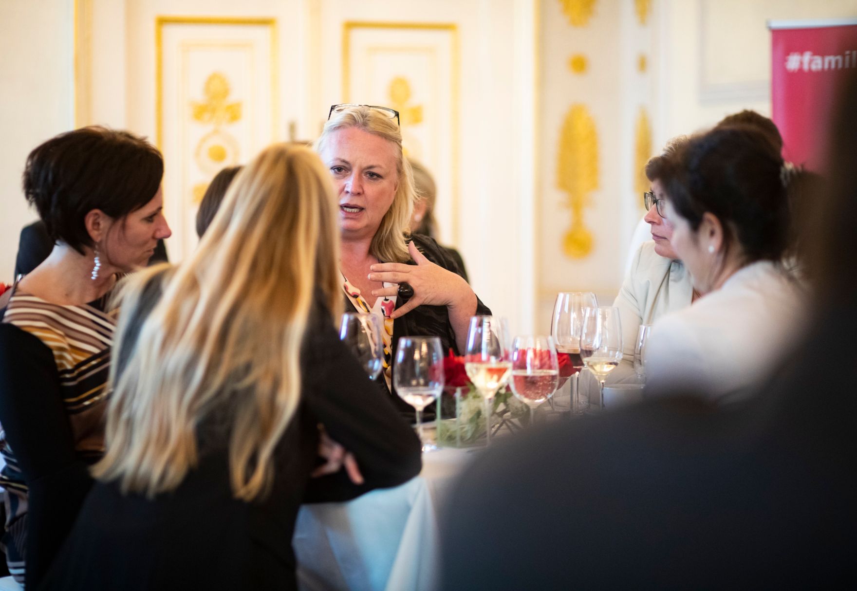 Am 30. Oktober 2018 nahm Bundesministerin Juliane Bogner-Strau&szlig; am CEO Business Lunch im Bundeskanzleramt teil.