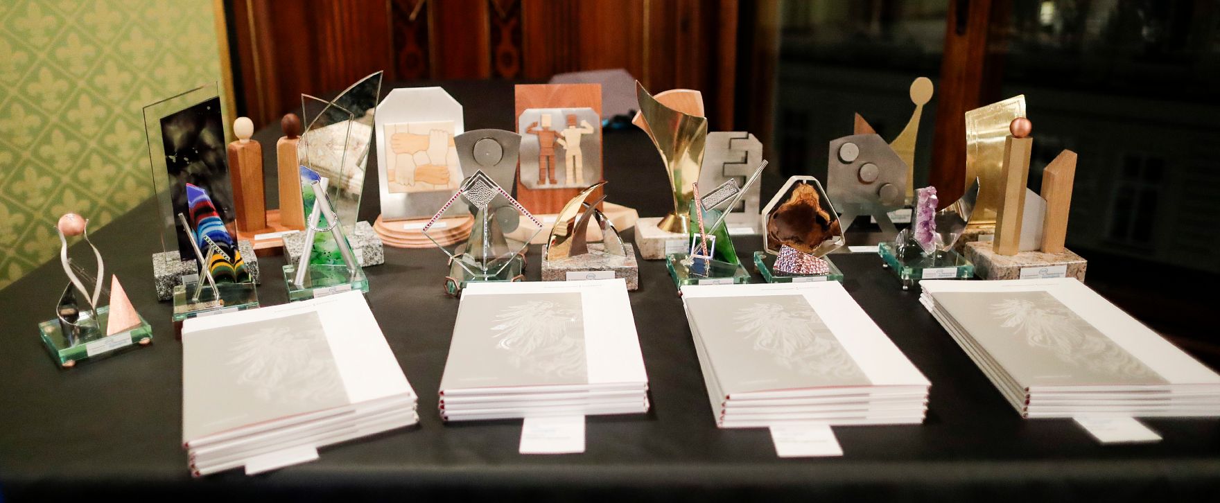 Am 7. November 2018 &uuml;berreichte Bundesministerin Juliane Bogner-Strau&szlig; den &Ouml;sterreichischen Jugendpreis 2018.