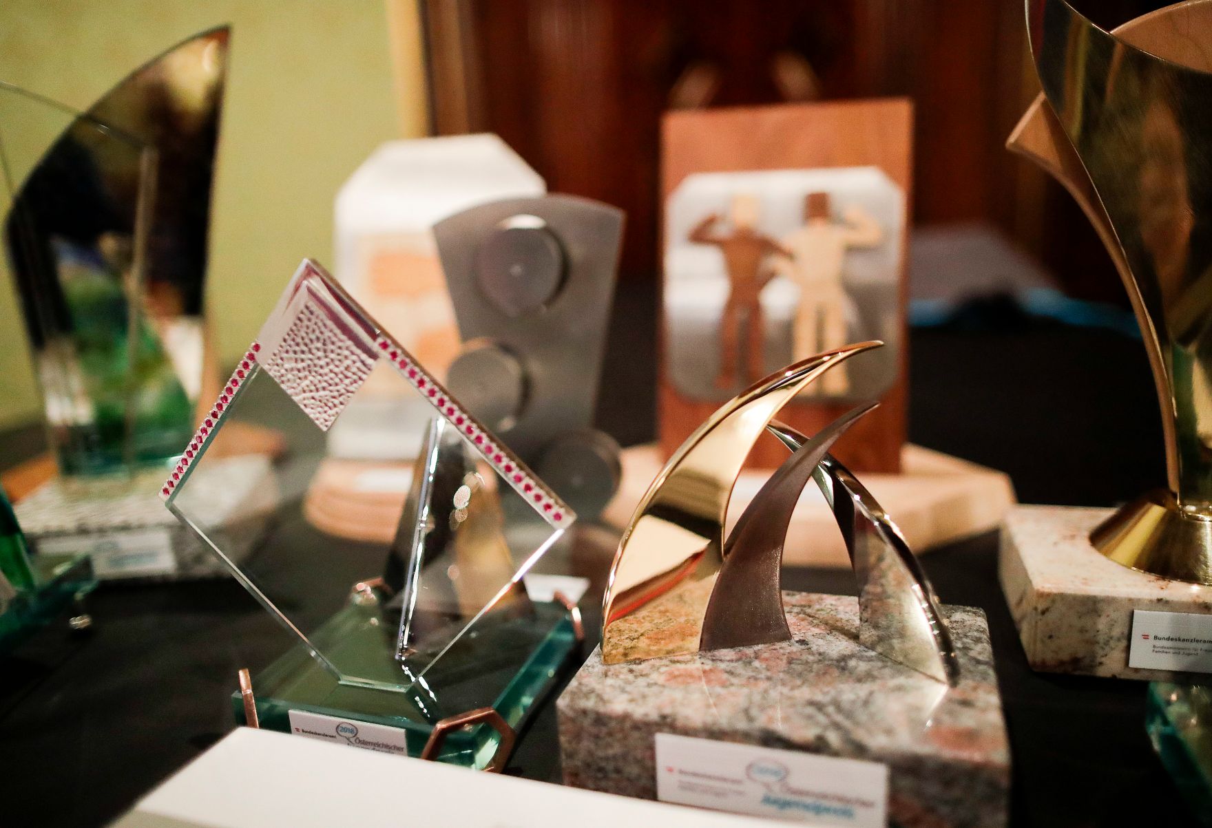 Am 7. November 2018 &uuml;berreichte Bundesministerin Juliane Bogner-Strau&szlig; den &Ouml;sterreichischen Jugendpreis 2018.