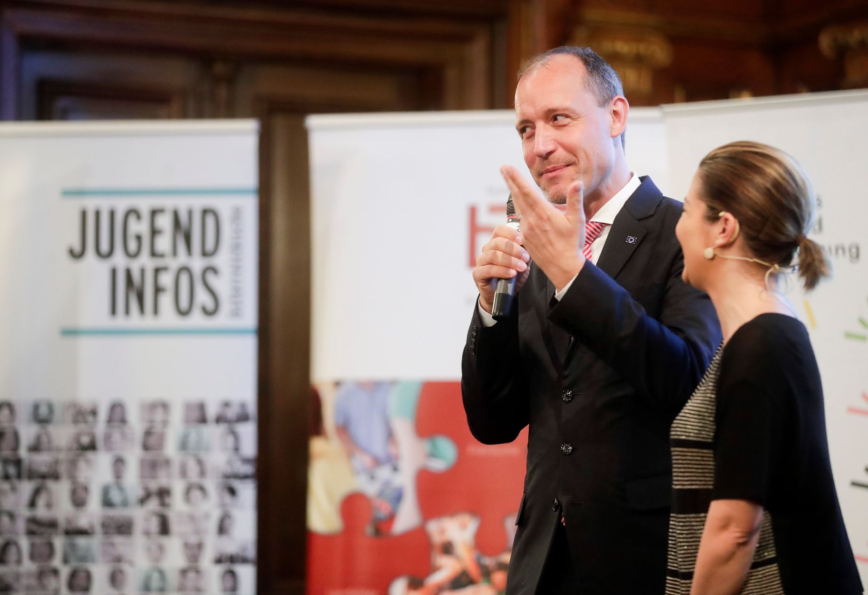 Am 7. November 2018 &uuml;berreichte Bundesministerin Juliane Bogner-Strau&szlig; den &Ouml;sterreichischen Jugendpreis 2018.