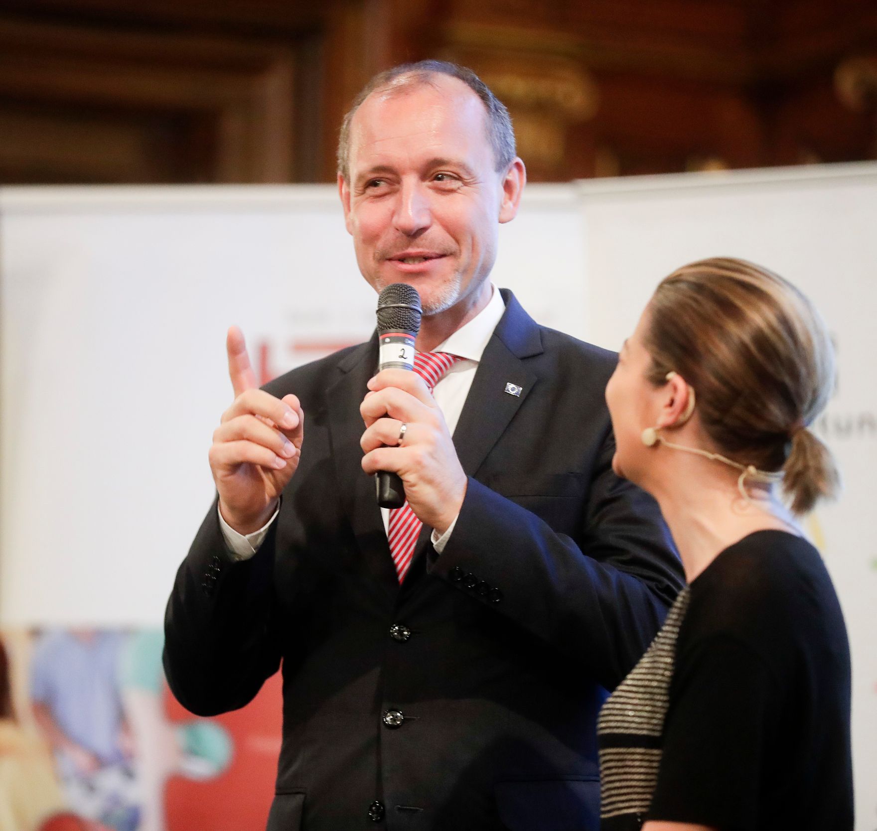 Am 7. November 2018 &uuml;berreichte Bundesministerin Juliane Bogner-Strau&szlig; den &Ouml;sterreichischen Jugendpreis 2018.