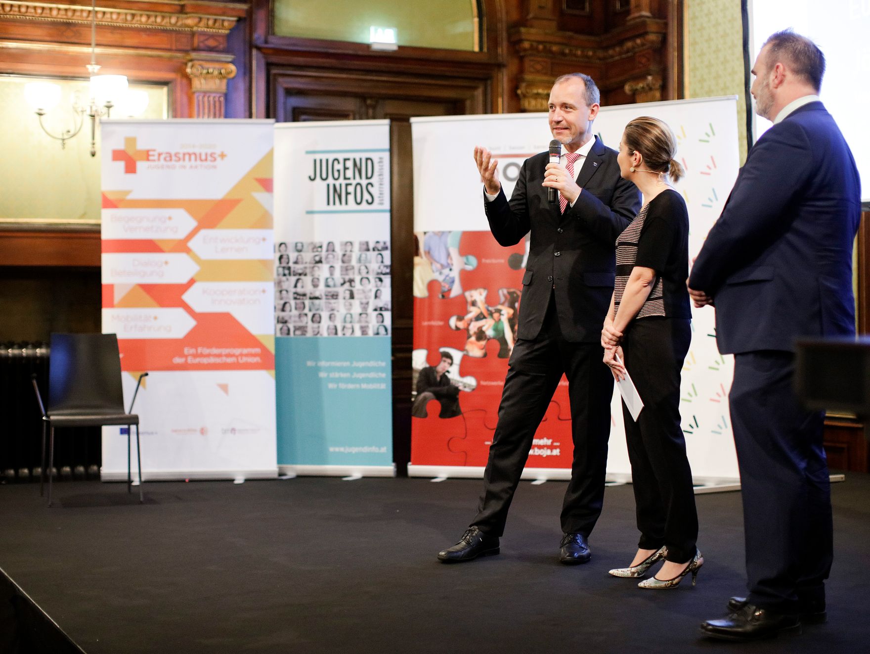 Am 7. November 2018 &uuml;berreichte Bundesministerin Juliane Bogner-Strau&szlig; den &Ouml;sterreichischen Jugendpreis 2018.