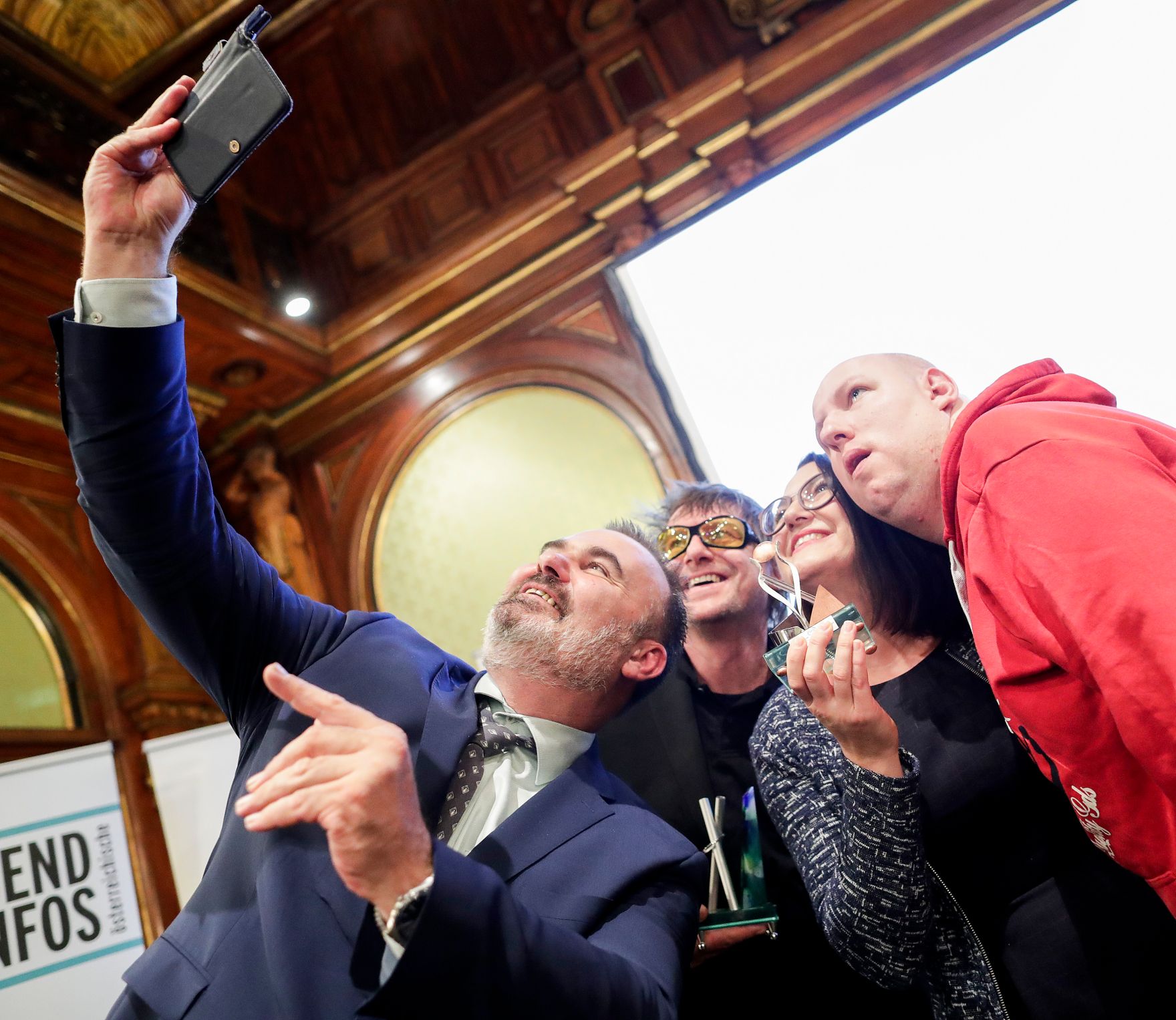 Am 7. November 2018 &uuml;berreichte Bundesministerin Juliane Bogner-Strau&szlig; den &Ouml;sterreichischen Jugendpreis 2018.