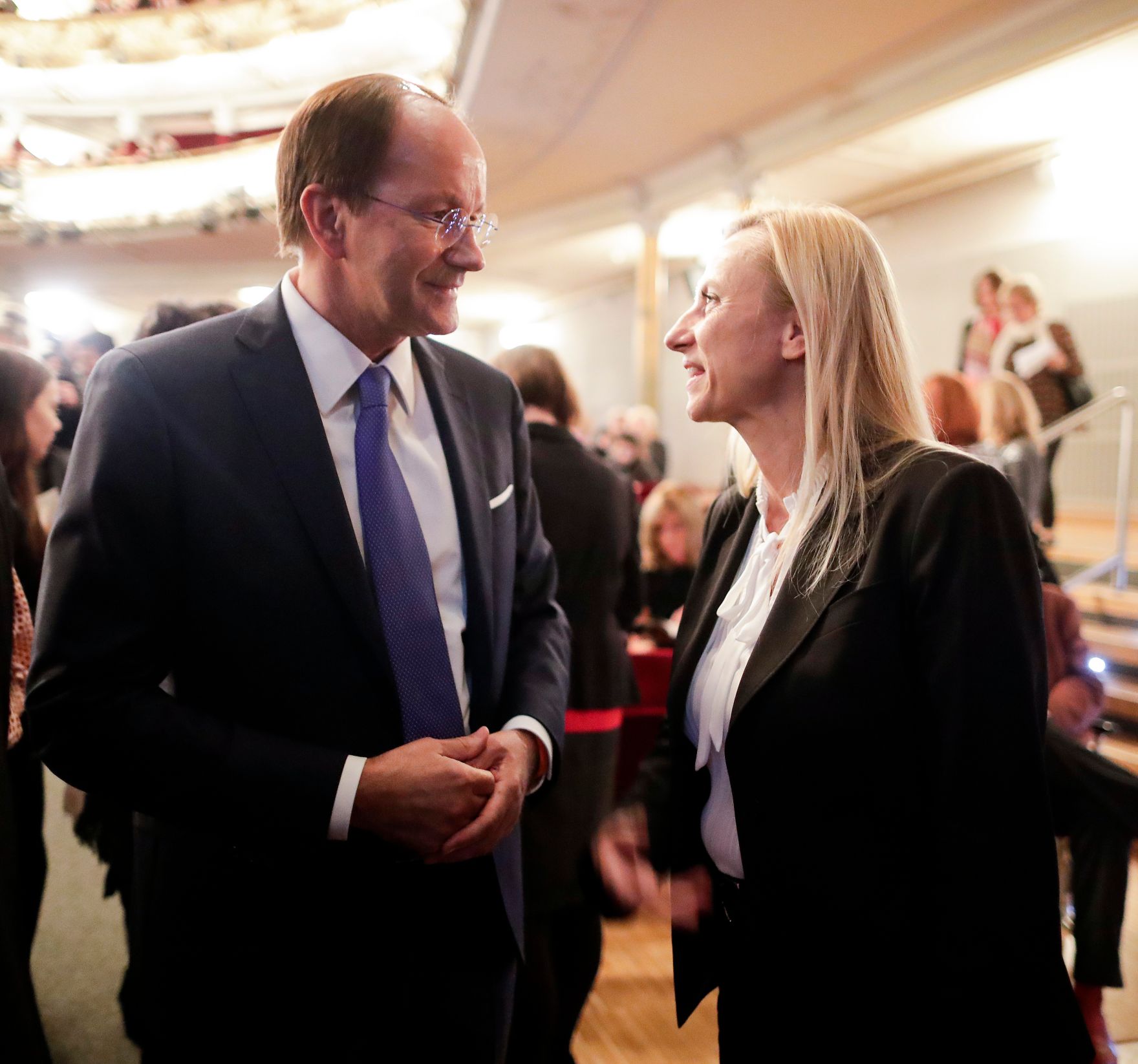 Am 12. November 2018 nahm Bundesministerin Juliane Bogner-Strau&szlig; an der Gala &bdquo;Wider die Gewalt&ldquo; teil.