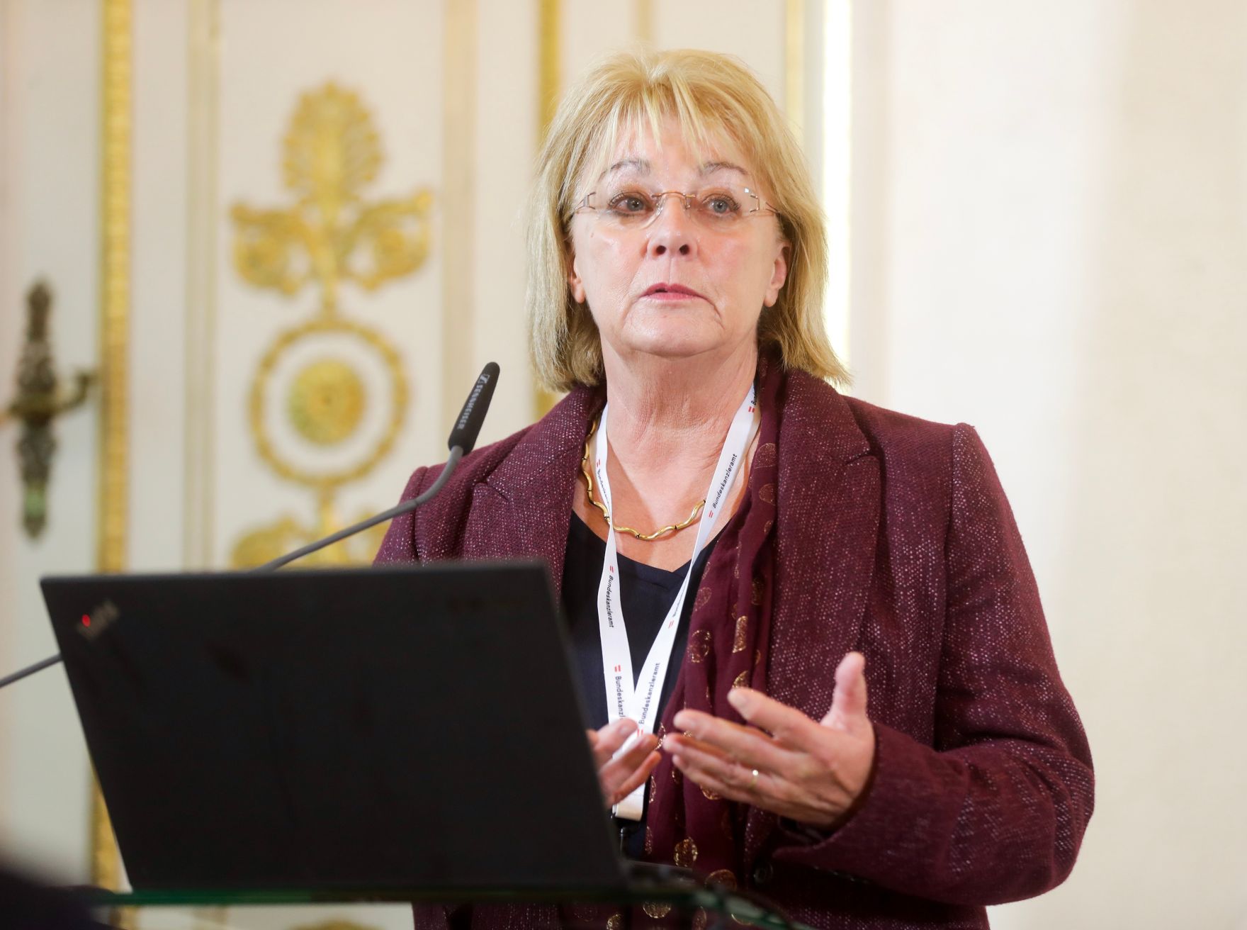 Am 13. November 2018 fand das &quot;Fachsymposium Familie.Arbeit.Zukunft &ndash; Ver&auml;nderungen in der Arbeitswelt&quot; im Bundeskanzleramt statt. Im Bild Irene Gerlach vom &quot;Forschungszentrum Familienbewusste Personalpolitik&quot; der Westf&auml;lischen Wilhelms-Universit&auml;t M&uuml;nster.