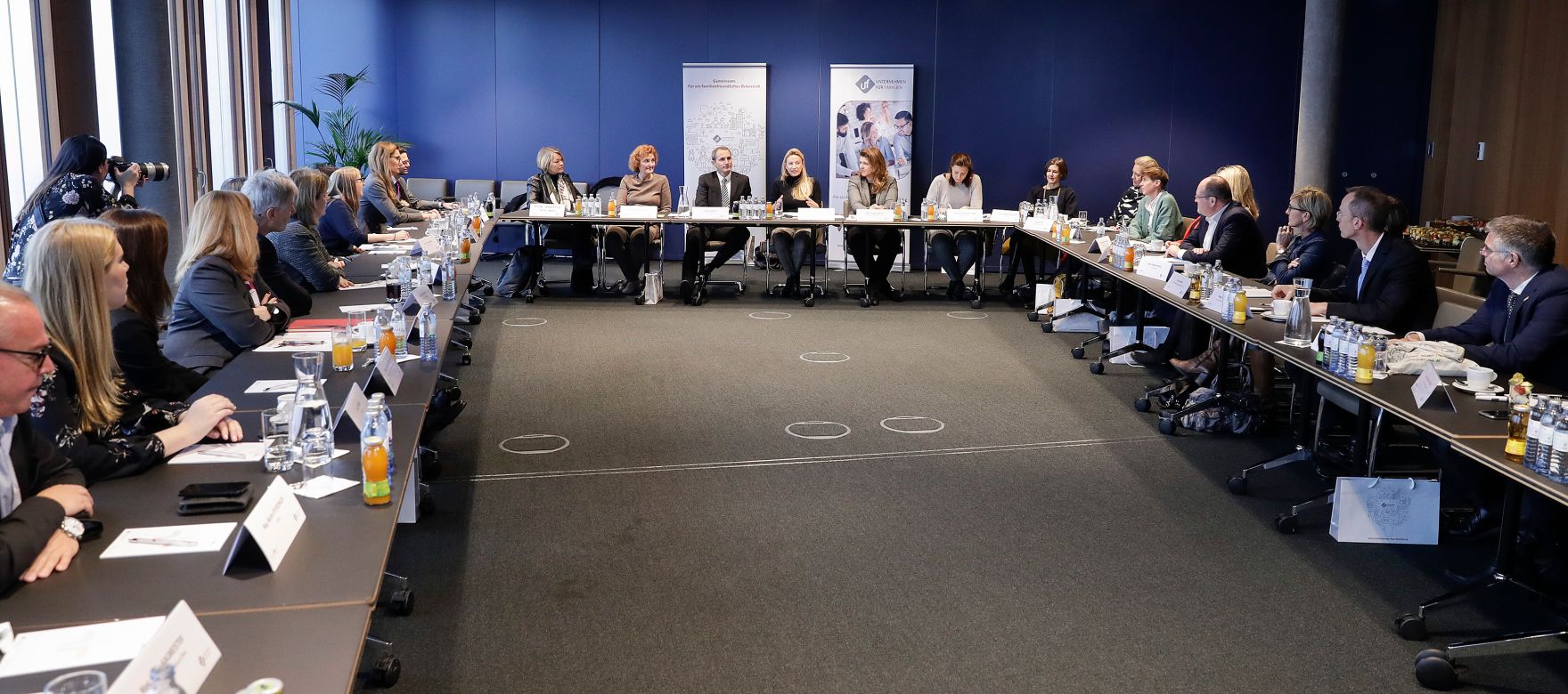 Am 22. November 2018 nahm Bundesministerin Juliane Bogner-Strau&szlig; am Vernetzungstreffen zum Thema Betriebliche Kinderbetreuung teil.