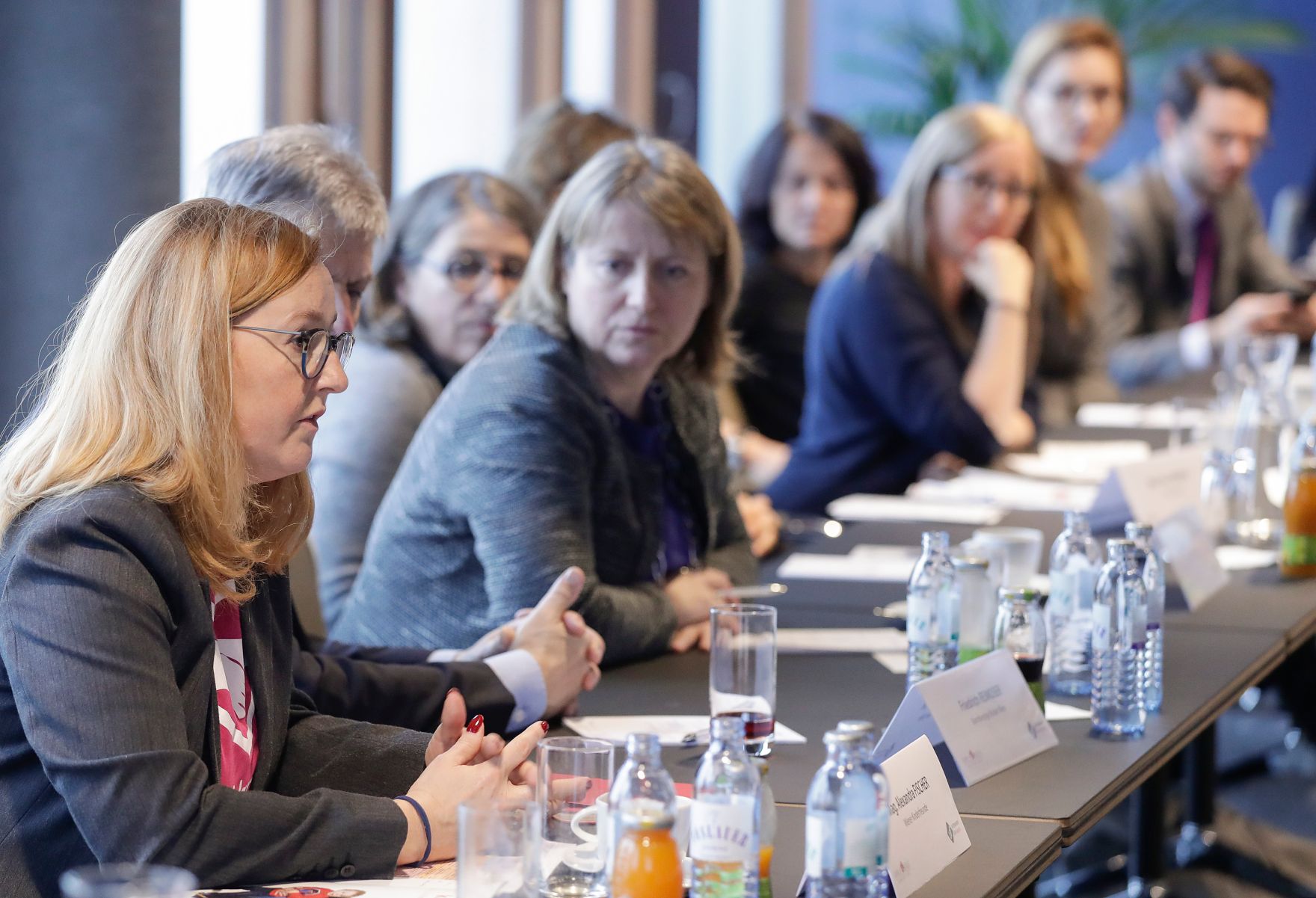 Am 22. November 2018 nahm Bundesministerin Juliane Bogner-Strau&szlig; am Vernetzungstreffen zum Thema Betriebliche Kinderbetreuung teil.