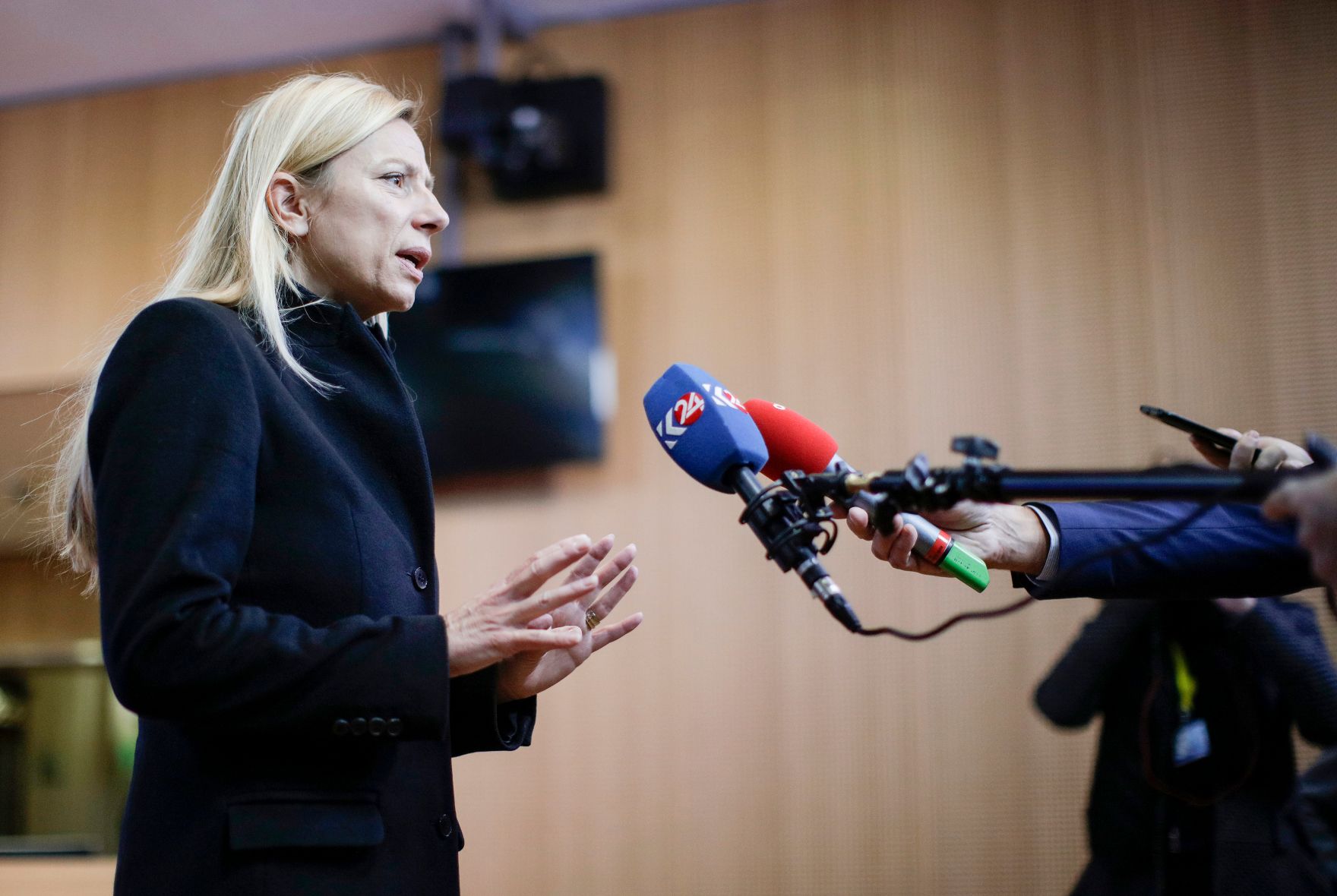 Am 26. November 2018 setzte Bundesministerin Juliane Bogner-Strau&szlig; (im Bild) ihre Reise nach Br&uuml;ssel anl&auml;sslich des Formellen Jugendrates fort.