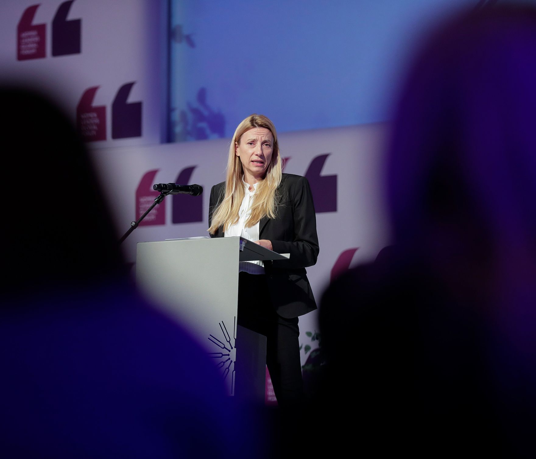 Am 27. November 2018 reiste Bundesministerin Juliane Bogner-Strau&szlig; (im Bild) anl&auml;sslich des Women Leaders Global Forum nach Island.