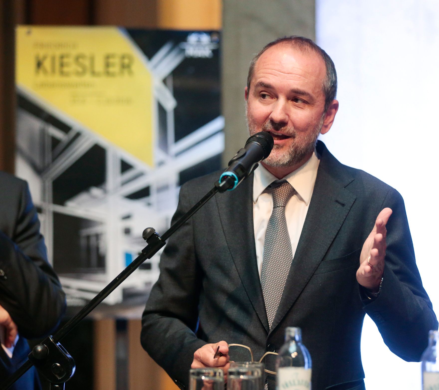 Am 14. Juni 2016 er&ouml;ffnete Kunst- und Kulturminister Thomas Drozda die Ausstellung "FRIEDRICH KIESLER. Lebenswelten" im Museum f&uuml;r angewandte Kunst (MAK).